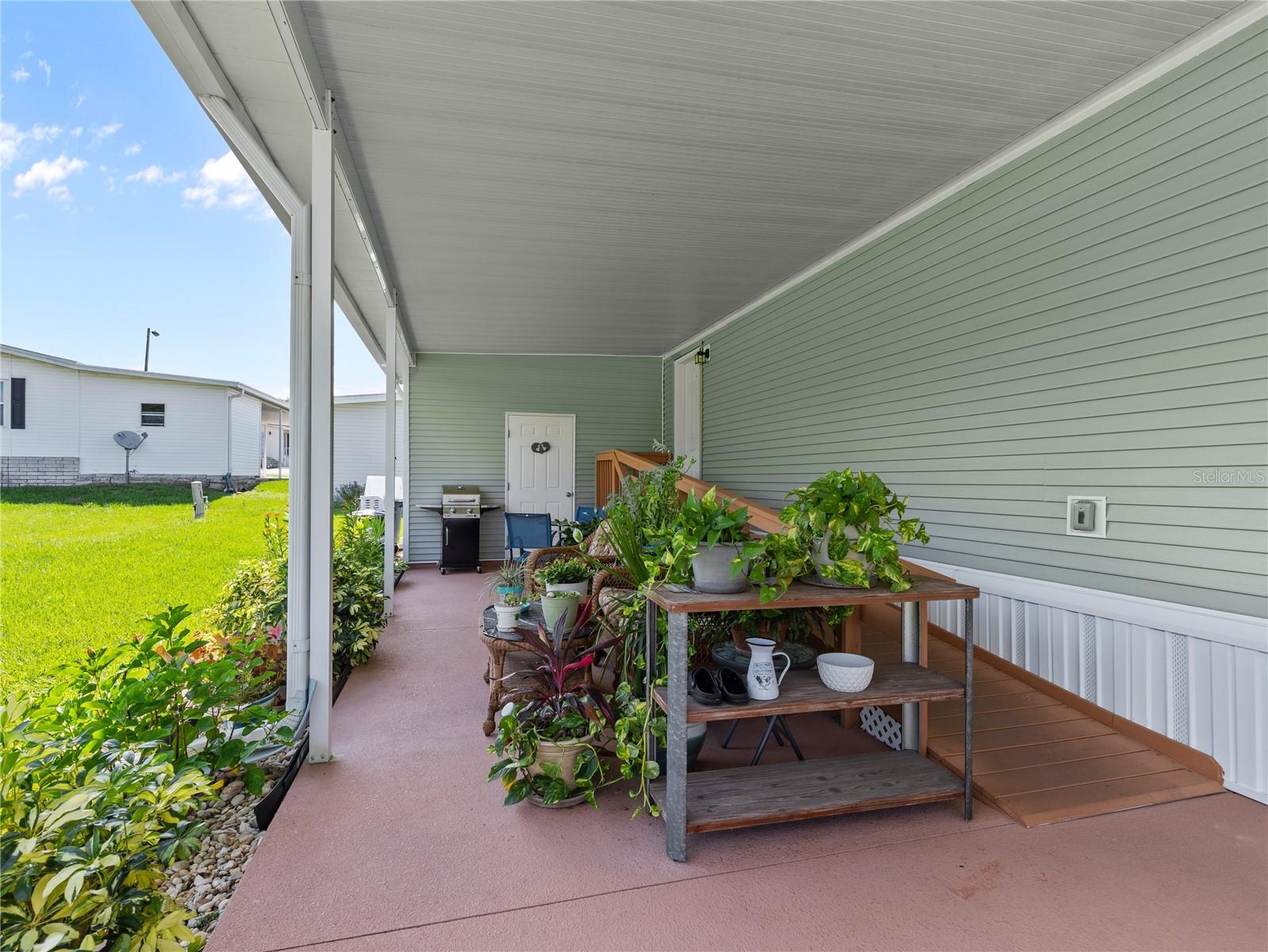 10054 COLLINGWOOD AVE