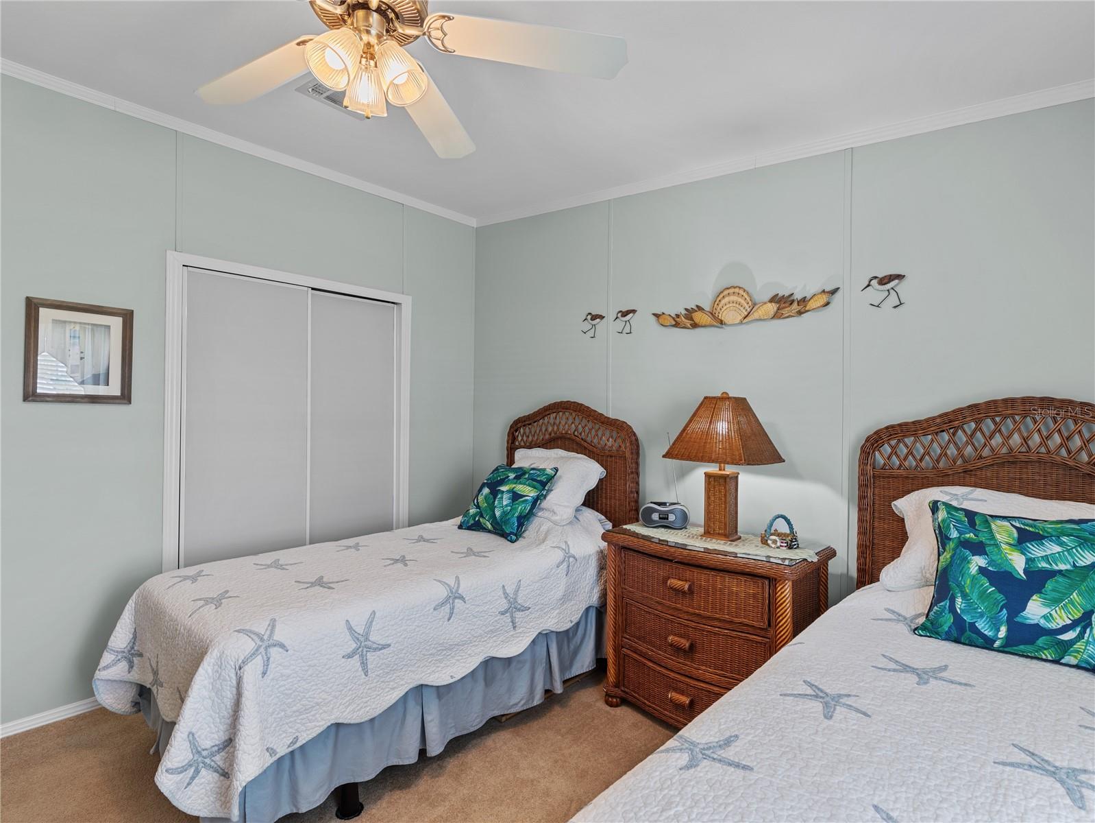 10054 COLLINGWOOD AVE