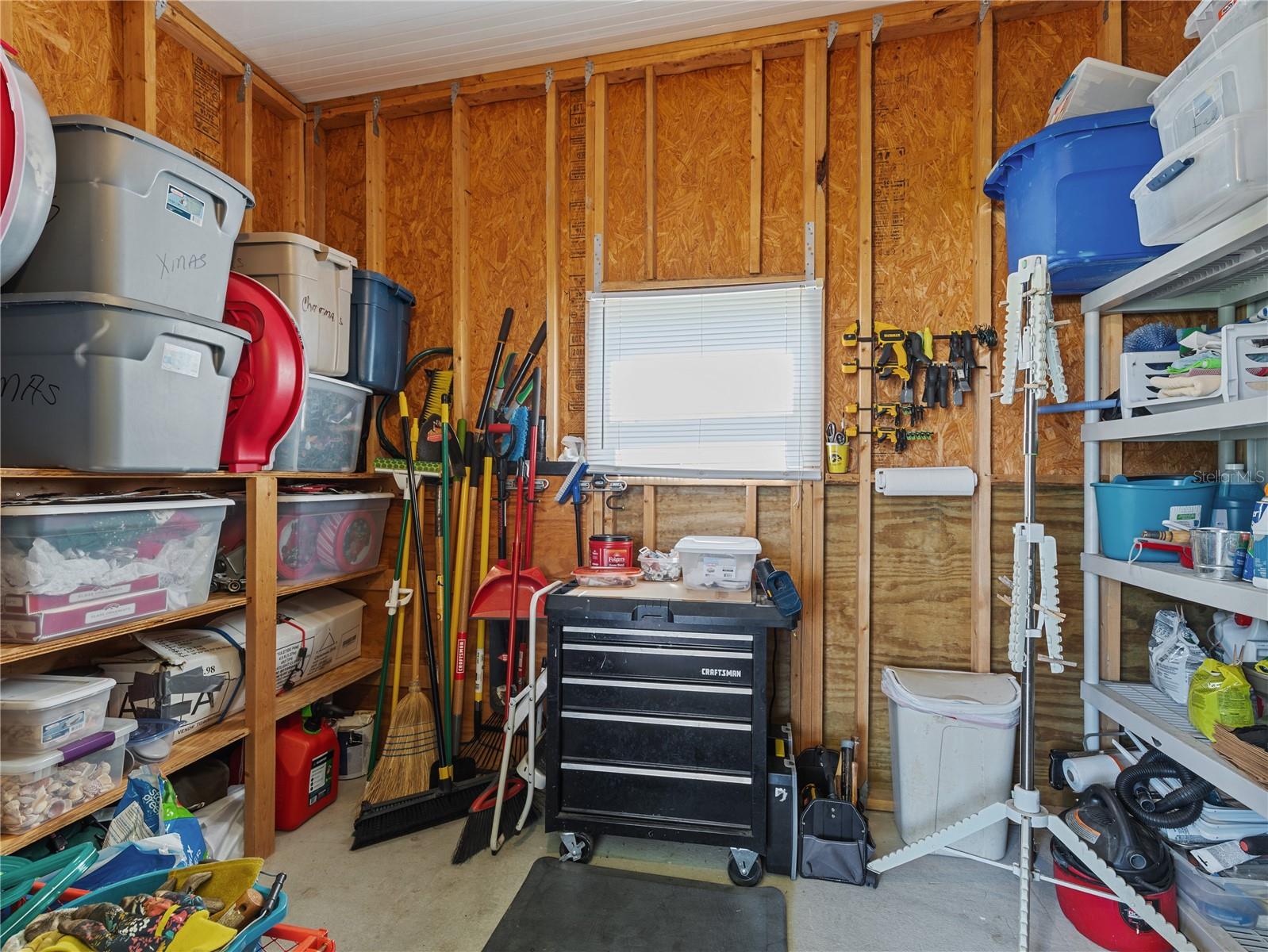 10054 COLLINGWOOD AVE