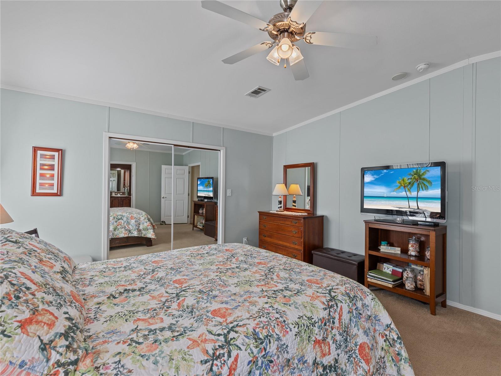 10054 COLLINGWOOD AVE