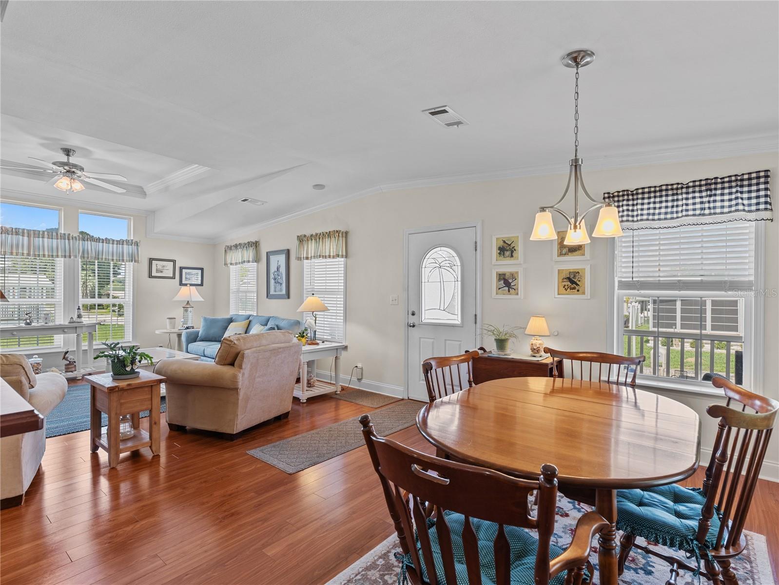 10054 COLLINGWOOD AVE