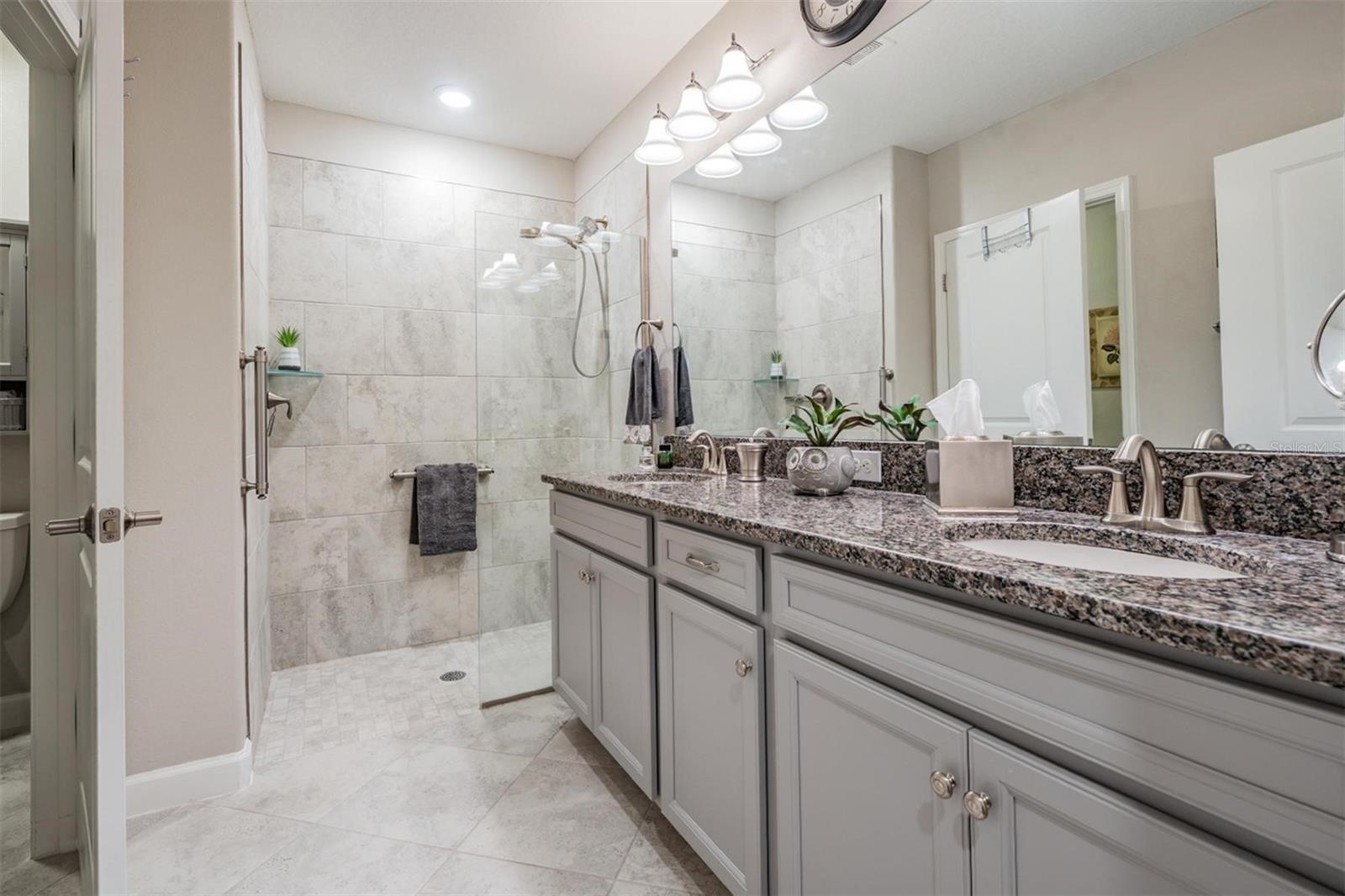 10320 ECHO DOCK LOOP