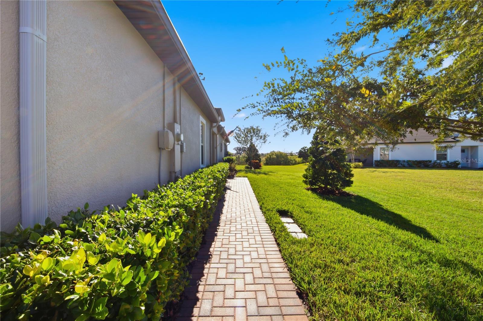 10320 ECHO DOCK LOOP