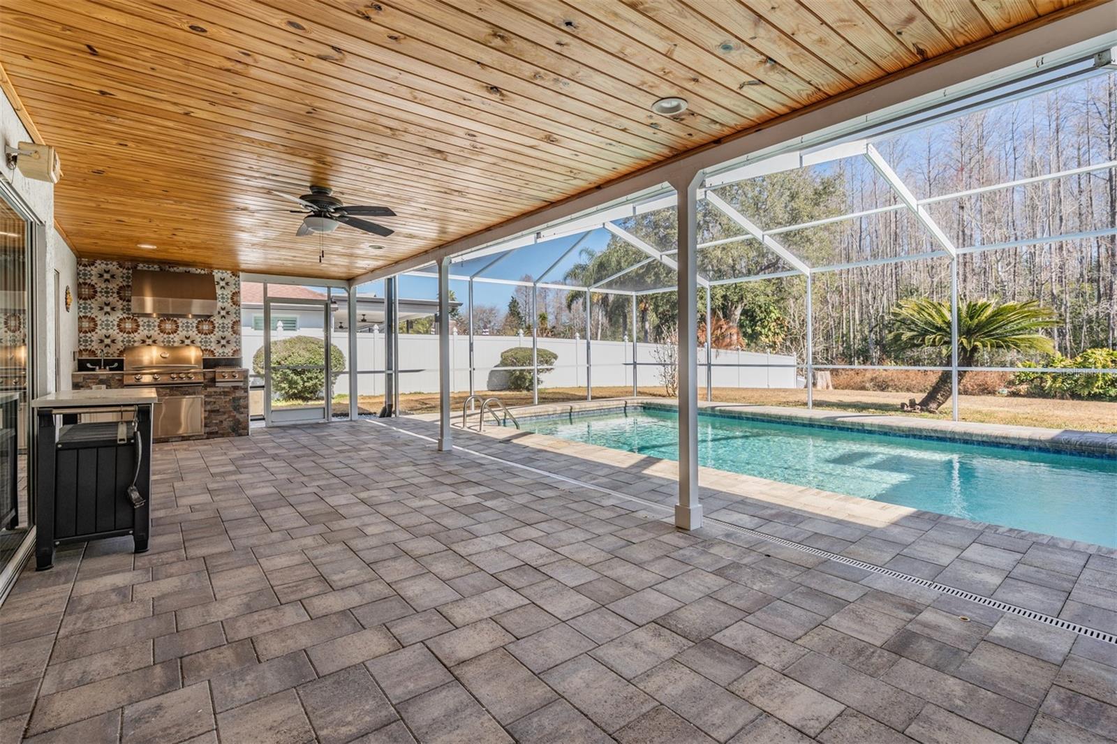 6504 THOROUGHBRED LOOP