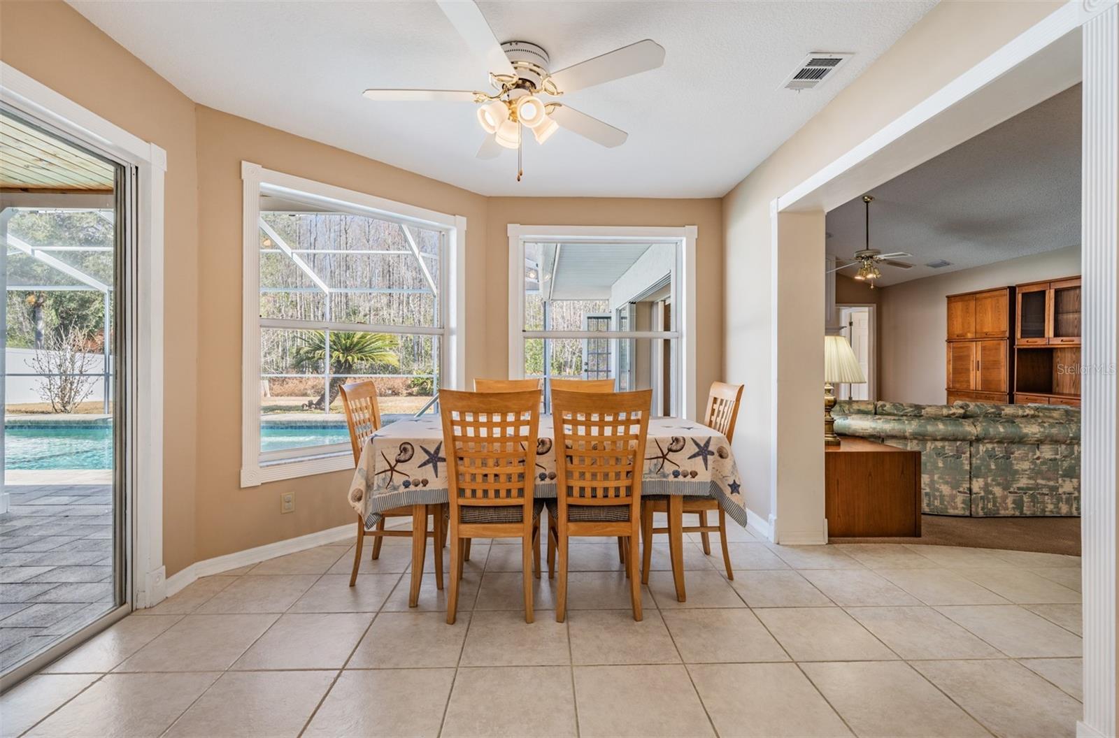 6504 THOROUGHBRED LOOP