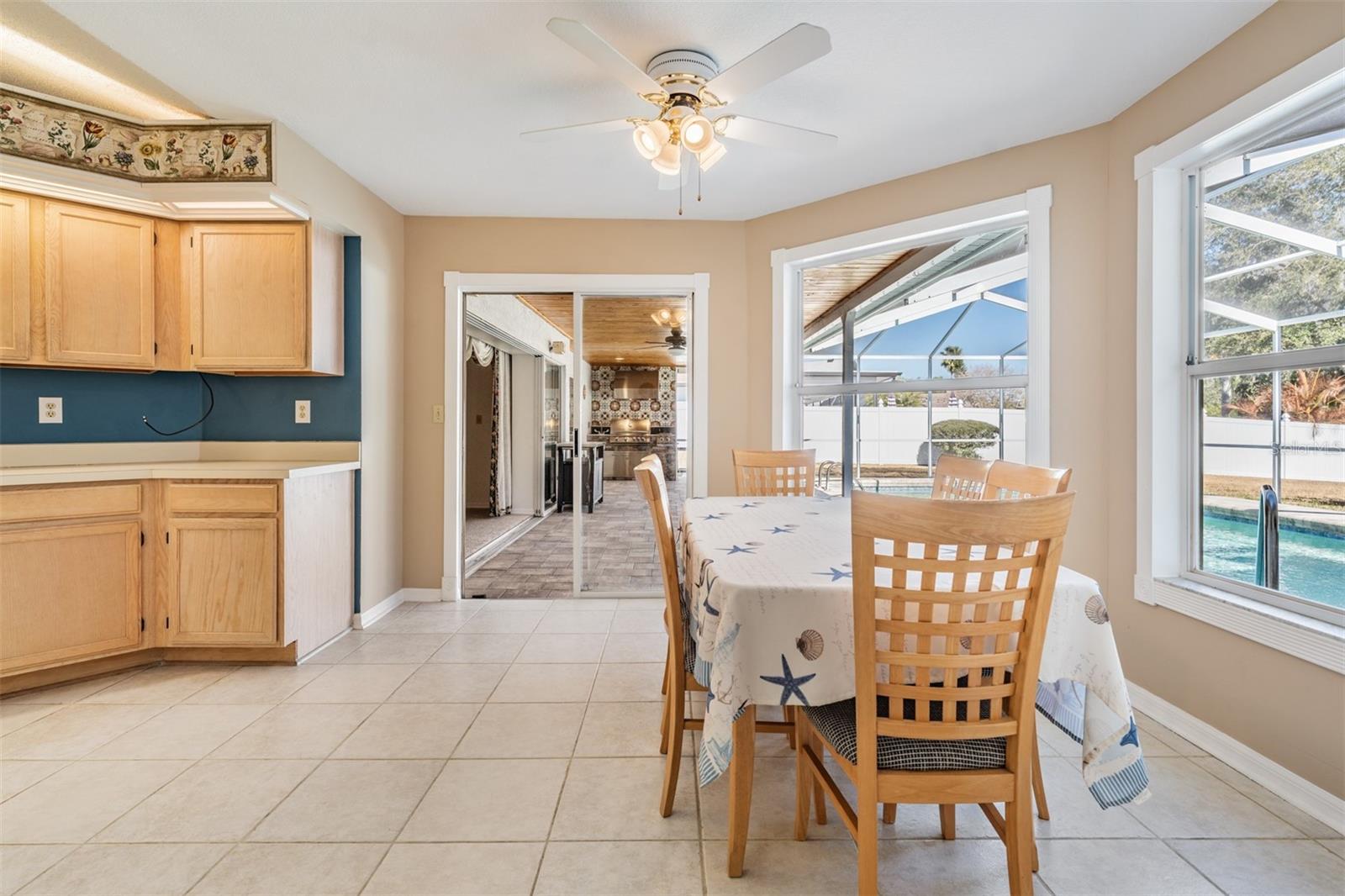 6504 THOROUGHBRED LOOP