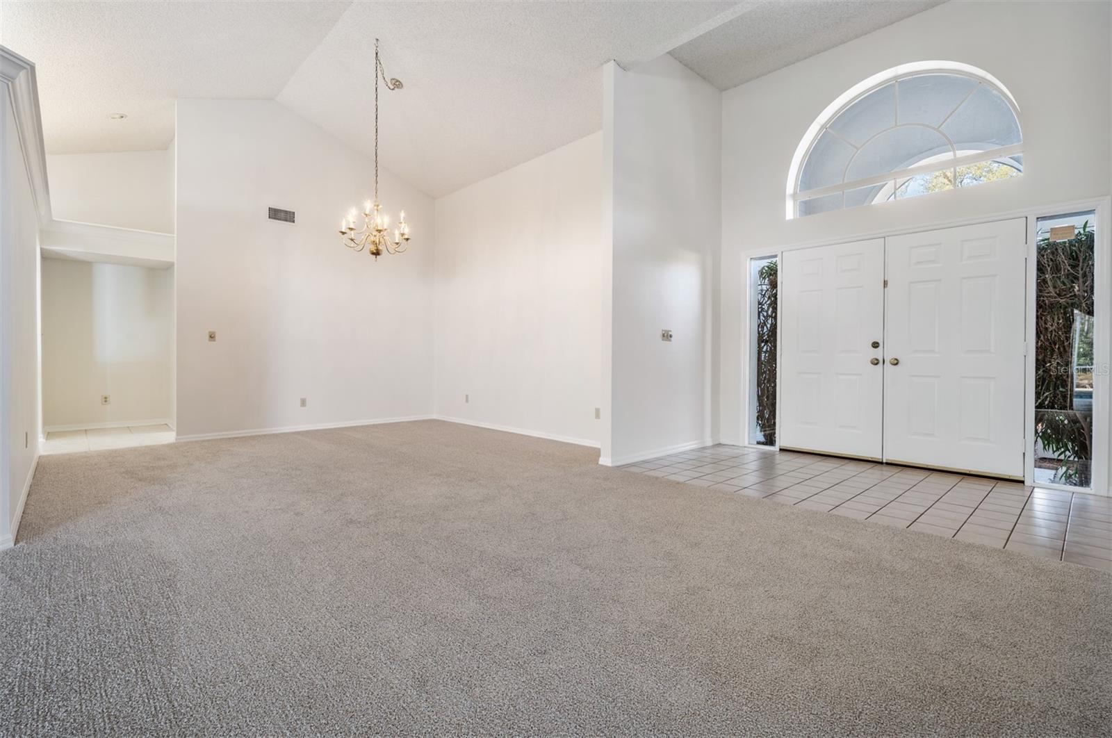 6504 THOROUGHBRED LOOP