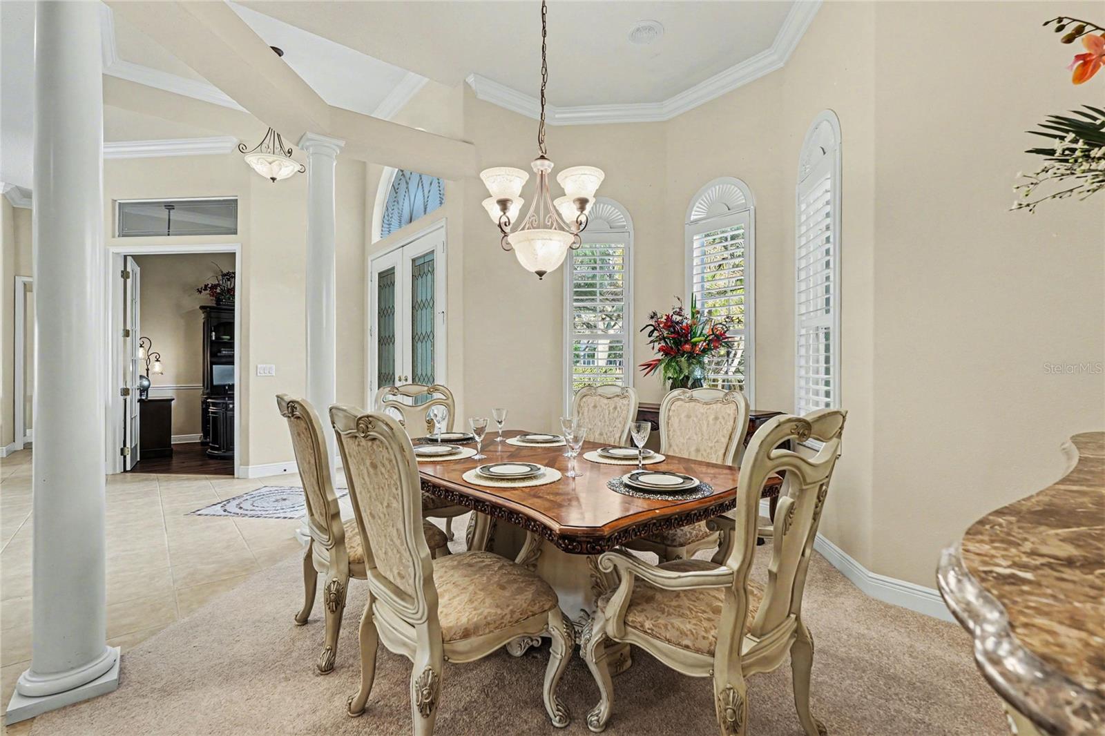 13137 THOROUGHBRED DR