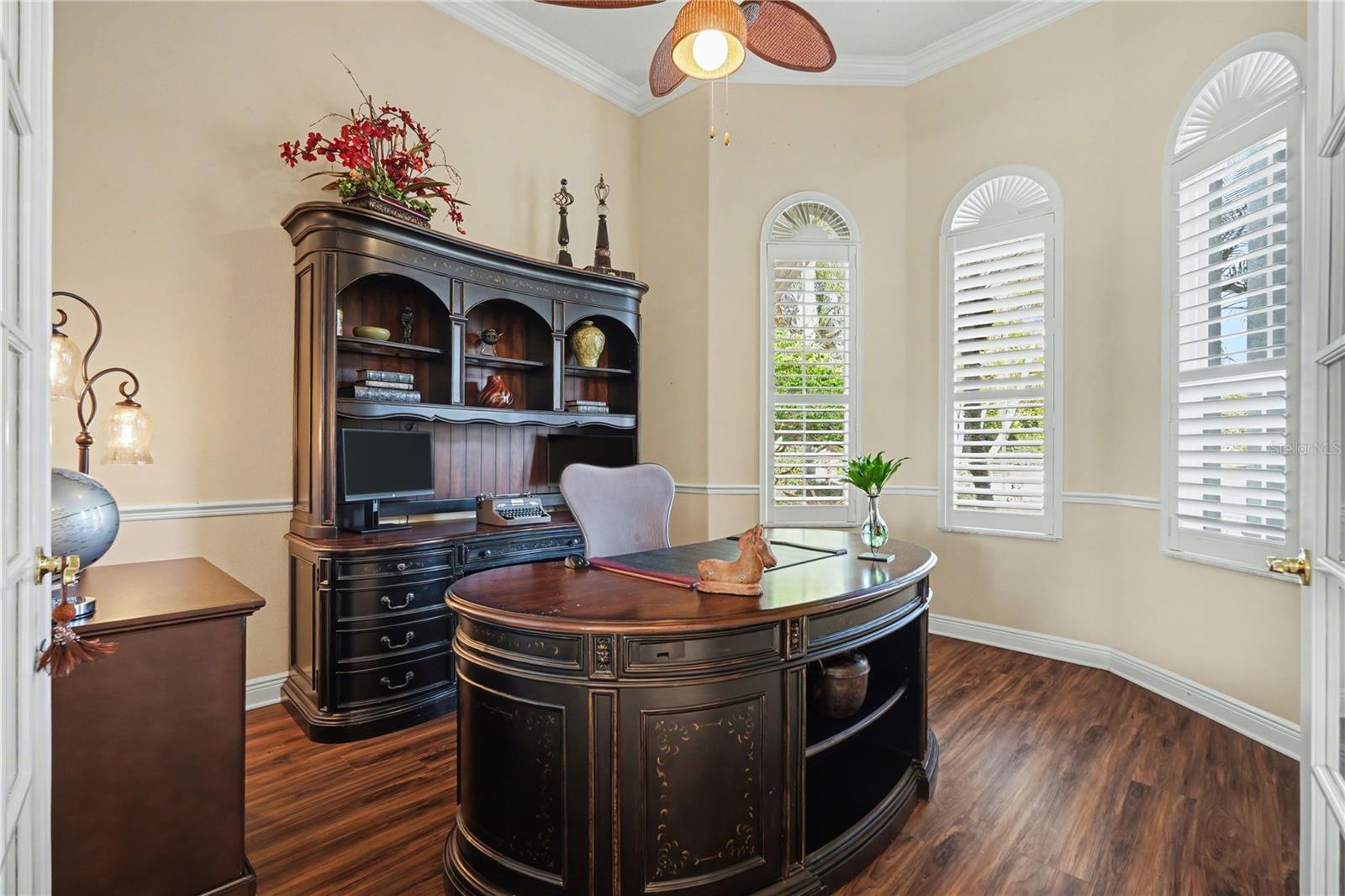 13137 THOROUGHBRED DR