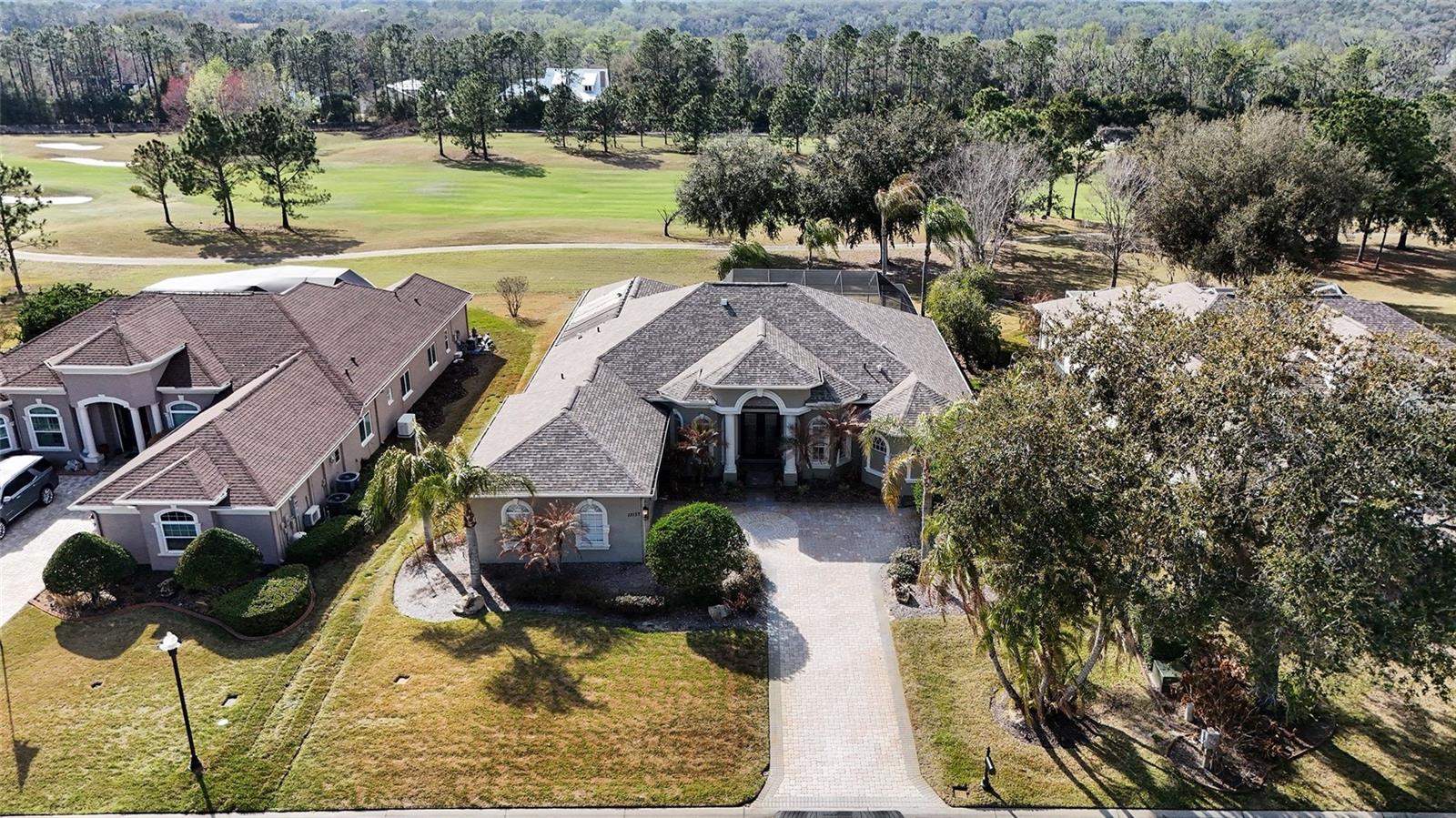 13137 THOROUGHBRED DR