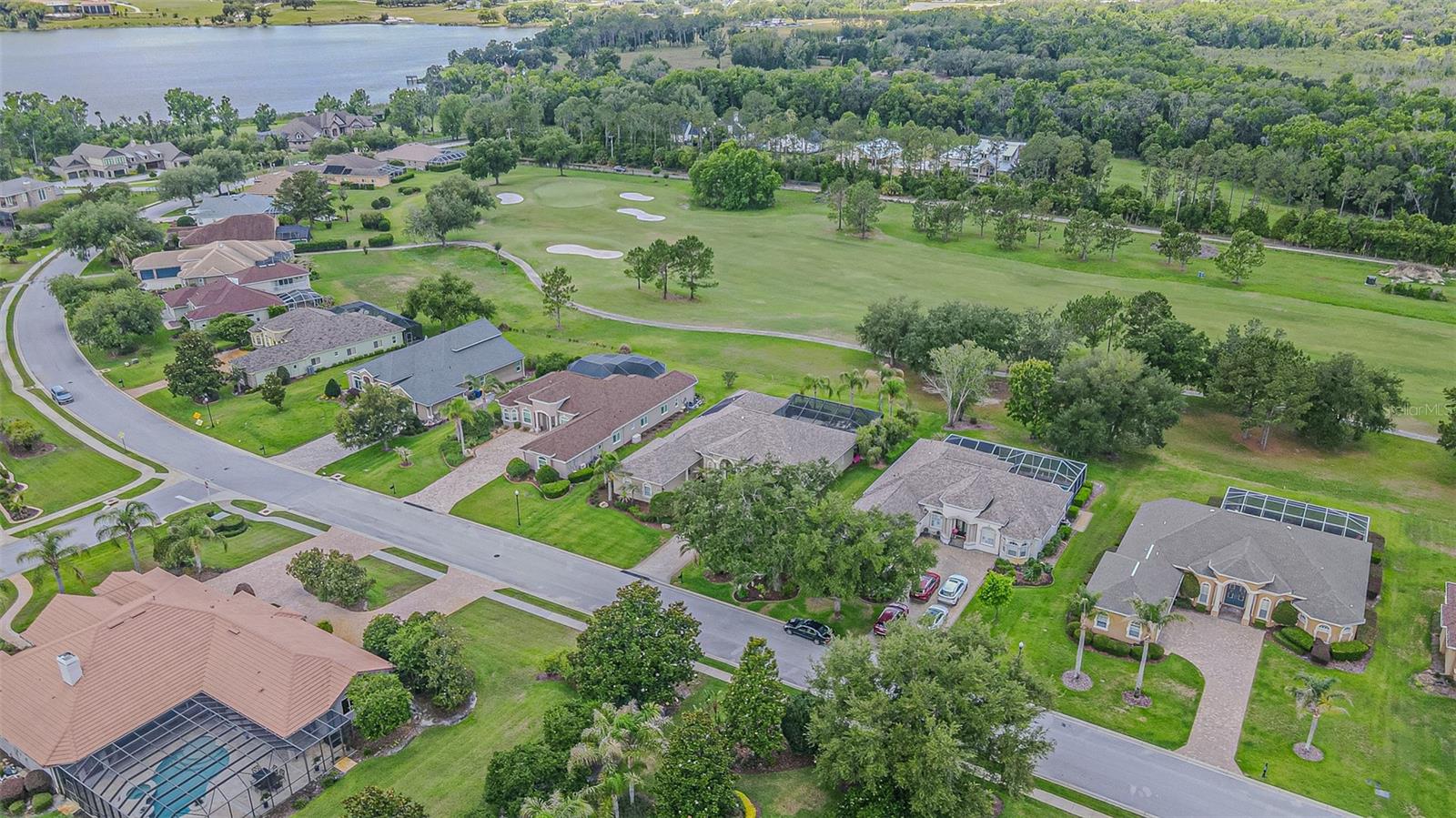 13137 THOROUGHBRED DR
