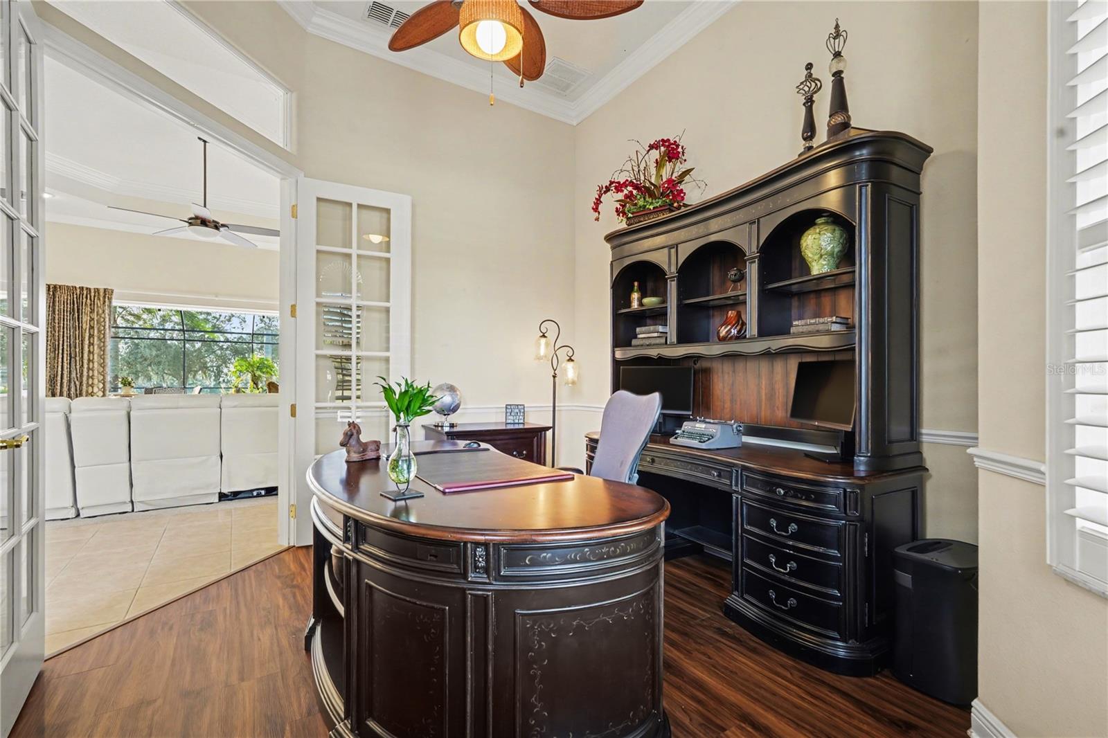 13137 THOROUGHBRED DR