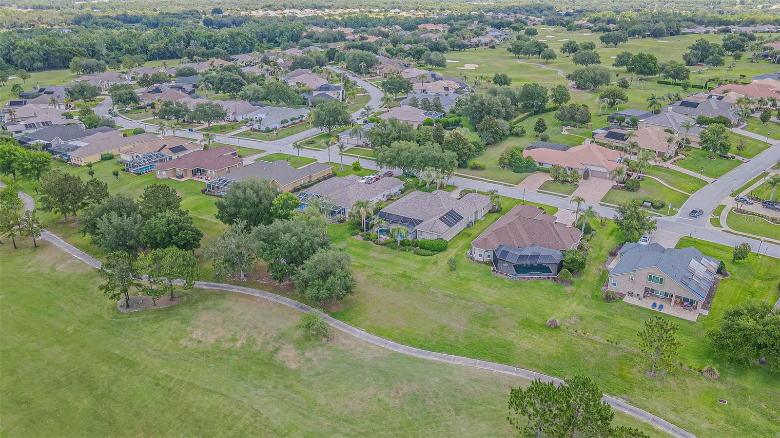 13137 THOROUGHBRED DR