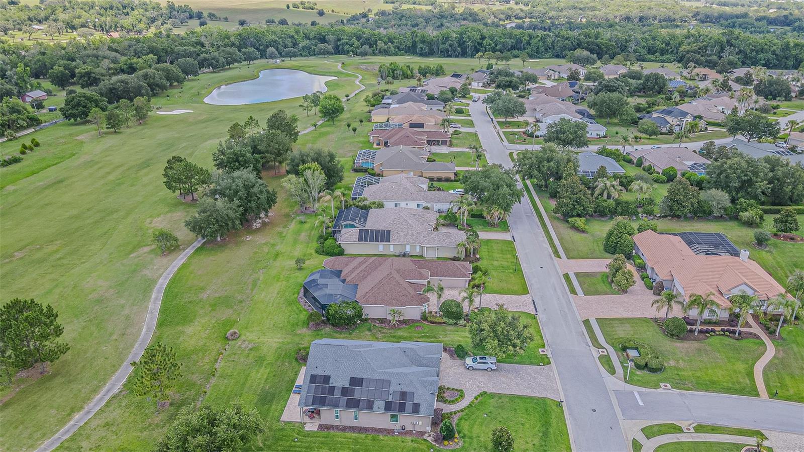 13137 THOROUGHBRED DR