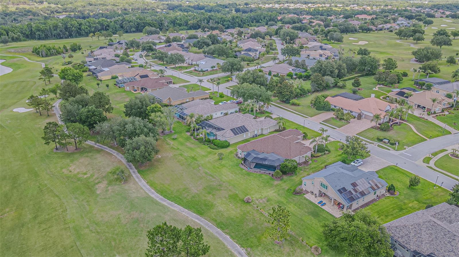 13137 THOROUGHBRED DR