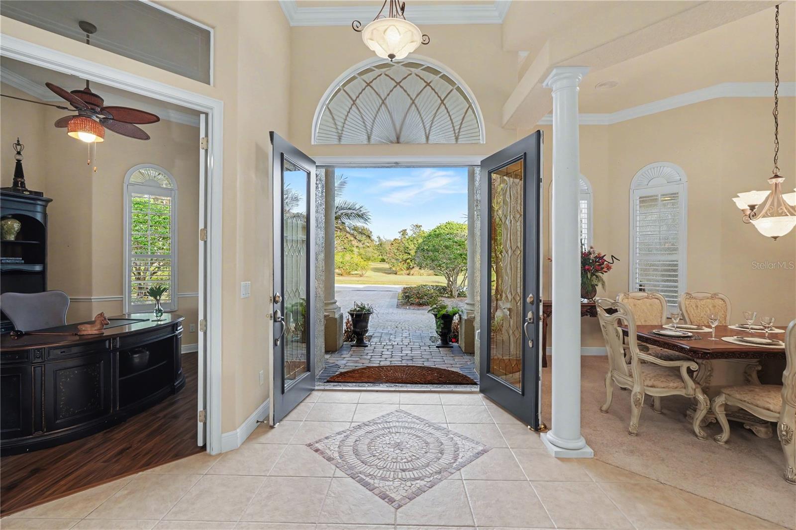 13137 THOROUGHBRED DR