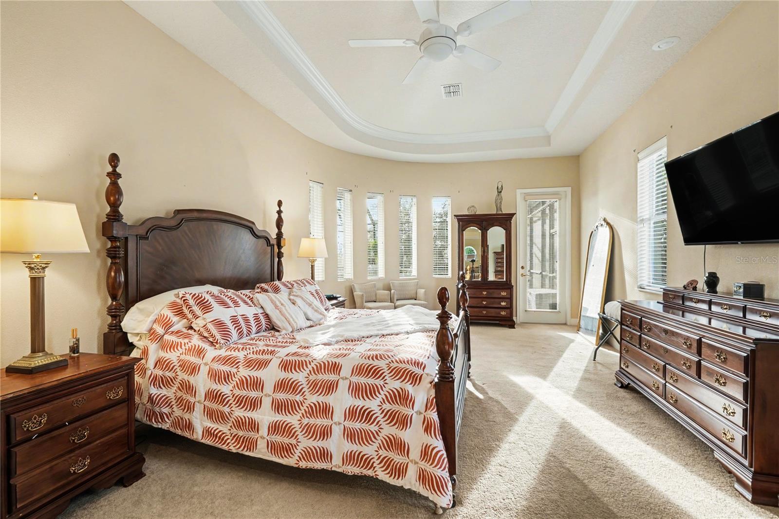 13137 THOROUGHBRED DR