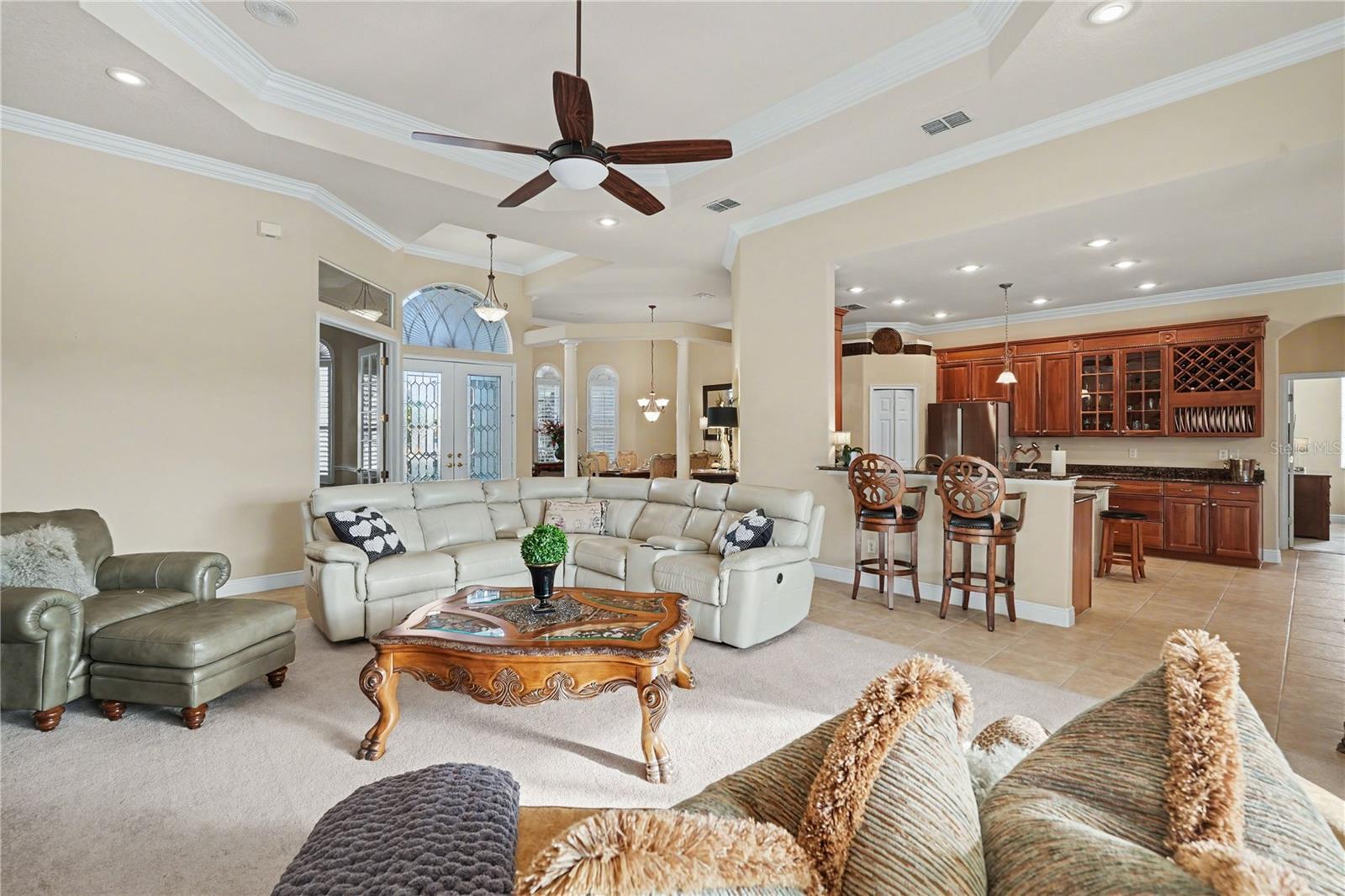 13137 THOROUGHBRED DR