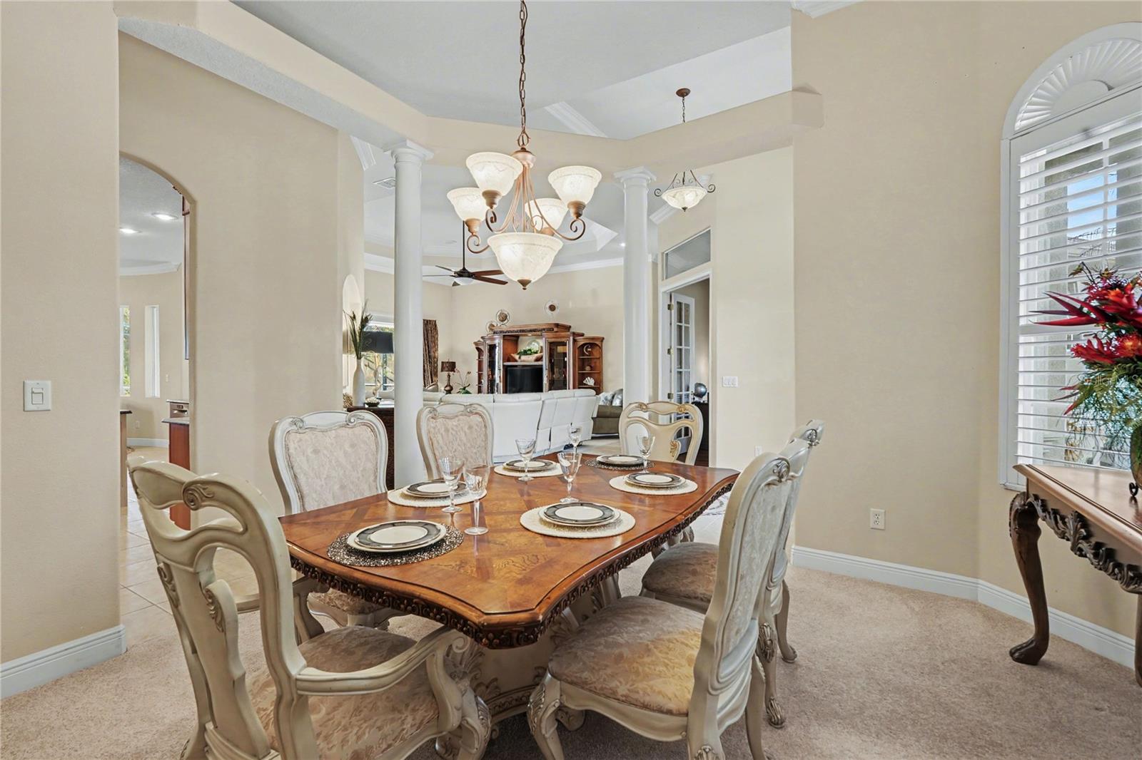 13137 THOROUGHBRED DR