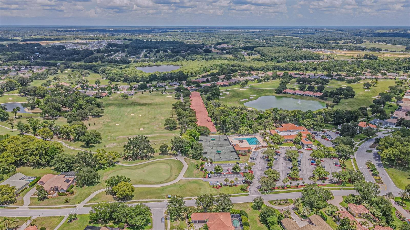 13137 THOROUGHBRED DR