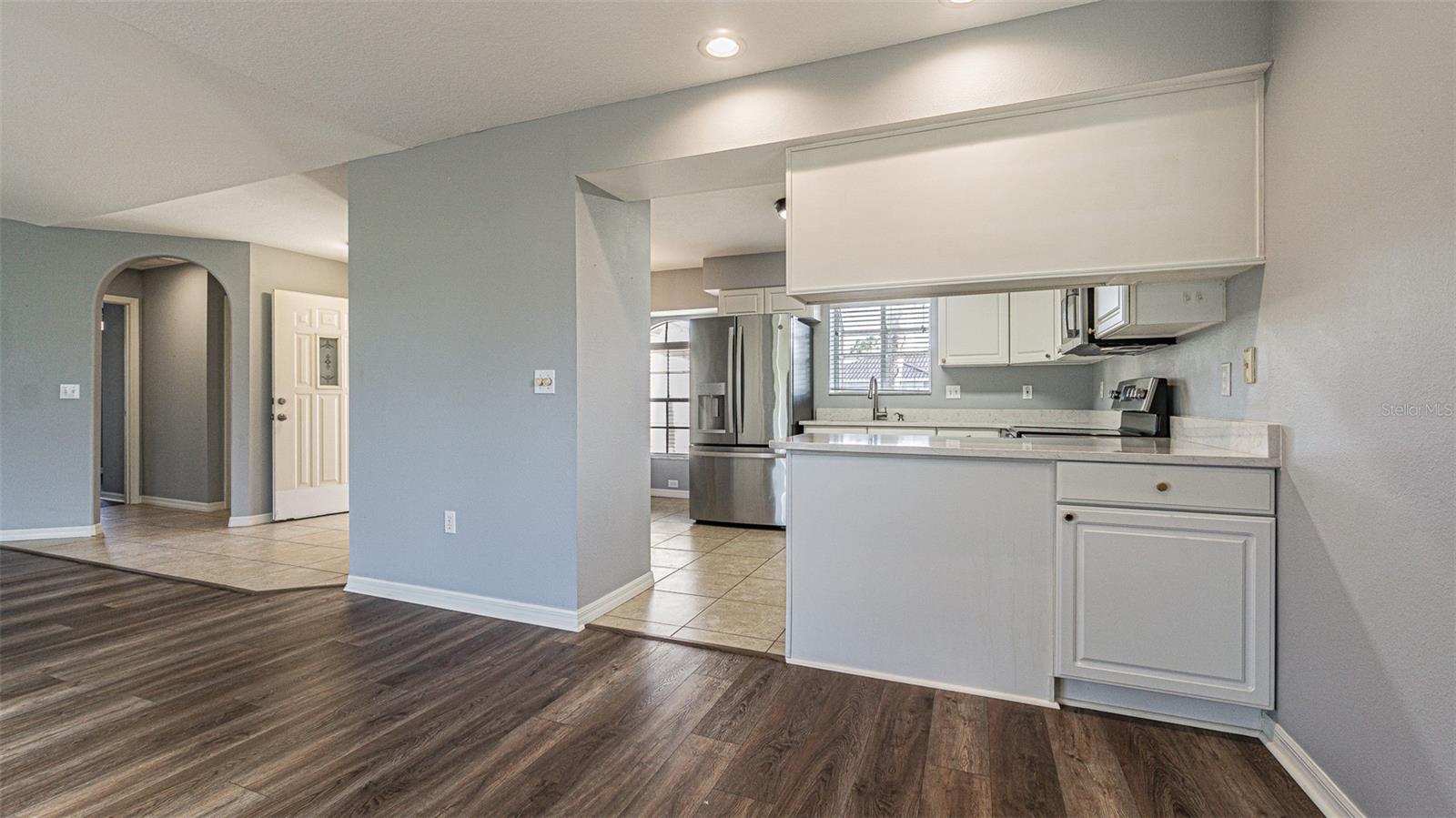 11048 MOSHIE LN
