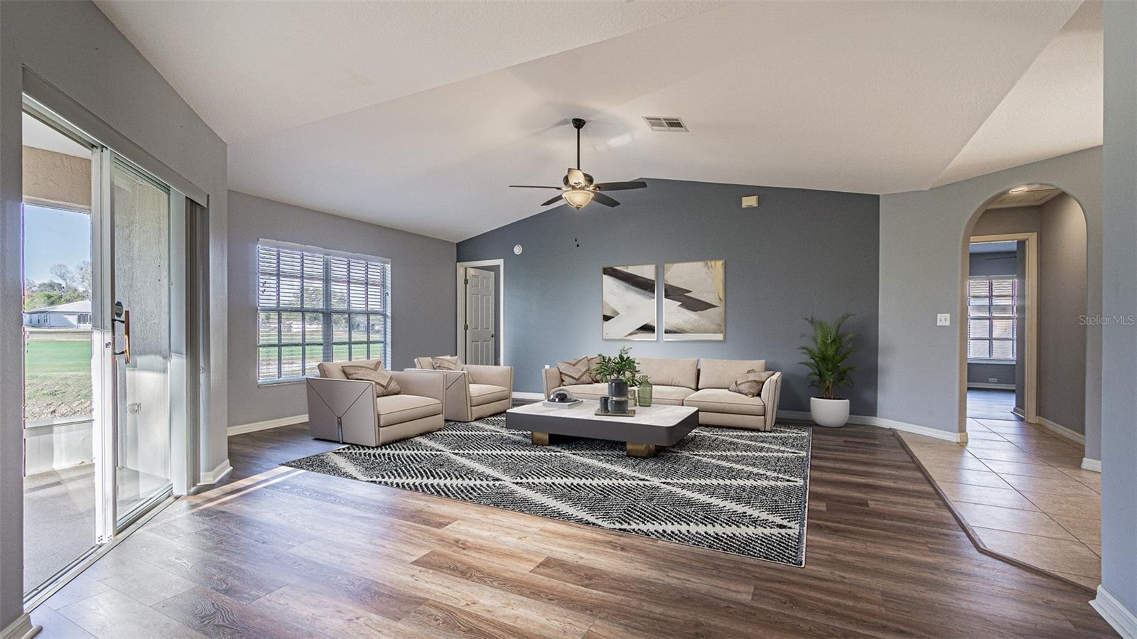 11048 MOSHIE LN