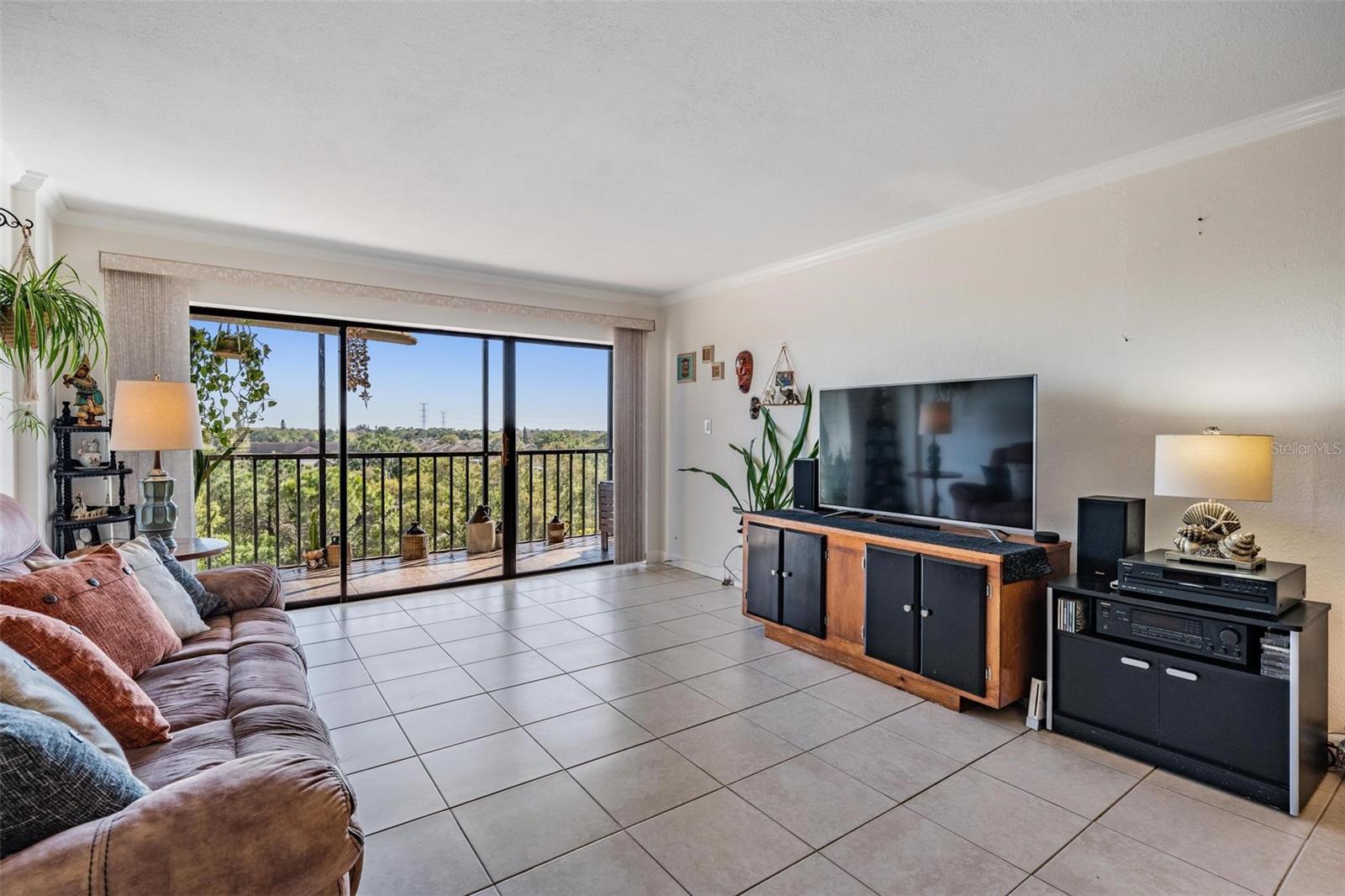 2900 COVE CAY DR #7B