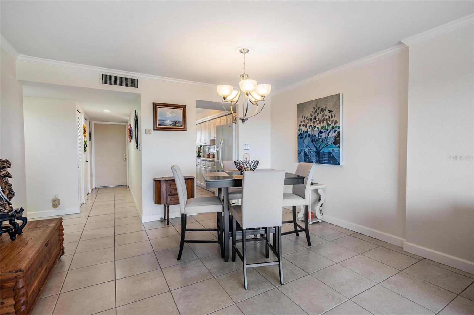 2900 COVE CAY DR #7B