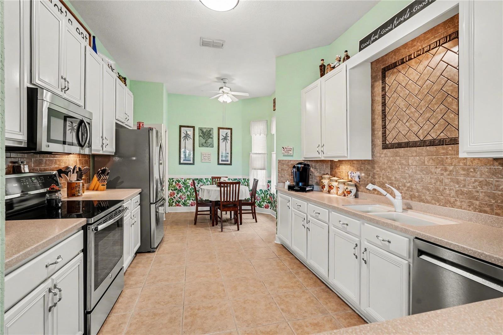 10412 OLD TAMPA BAY DR