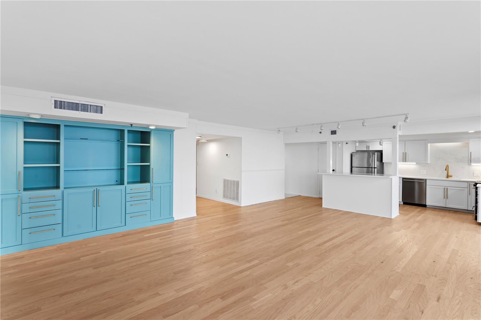 3301 BAYSHORE BLVD #1904D