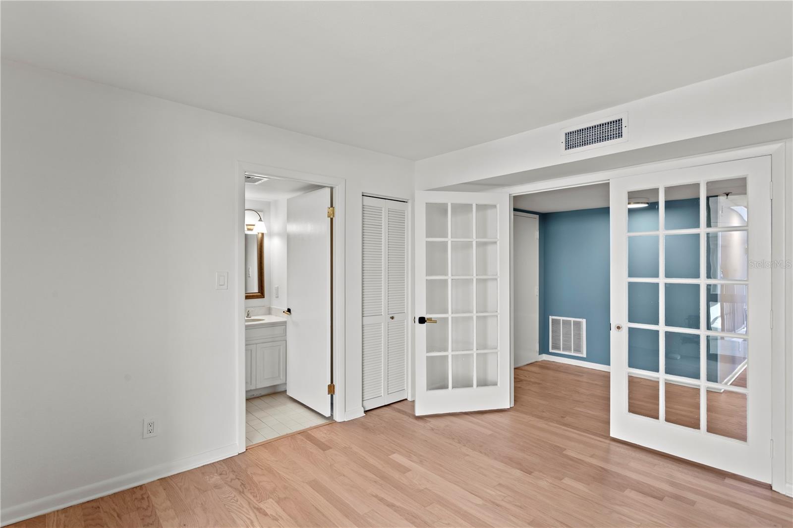 3301 BAYSHORE BLVD #1904D