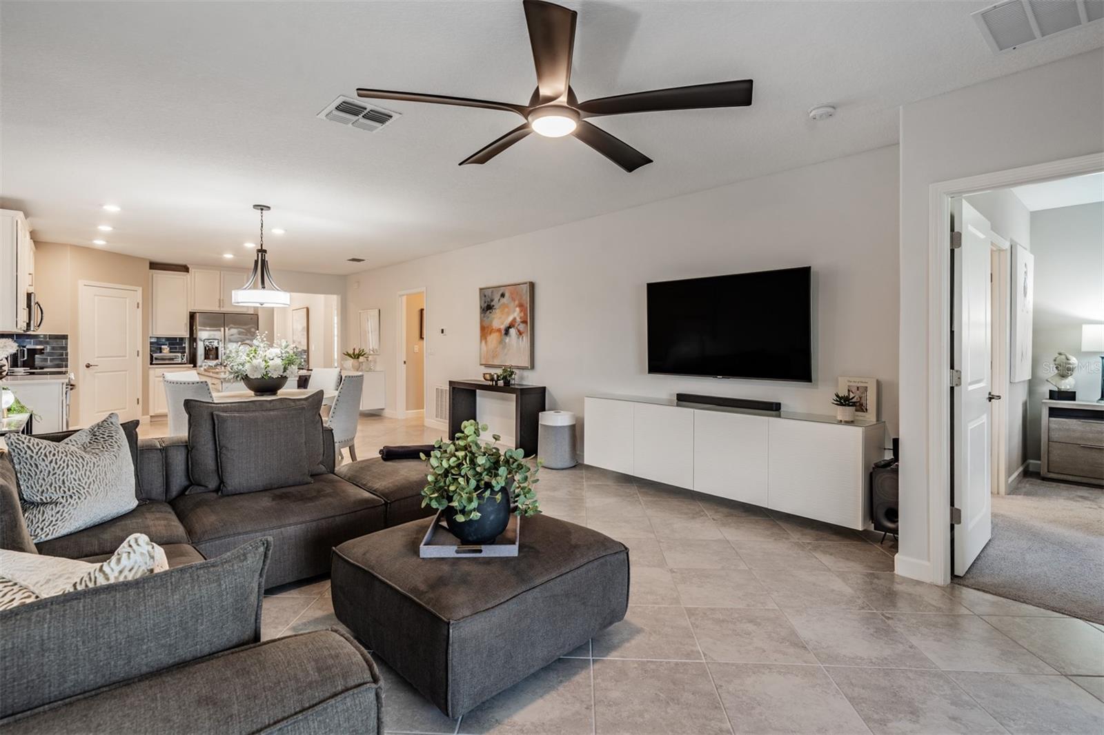 10191 ECHO DOCK LOOP