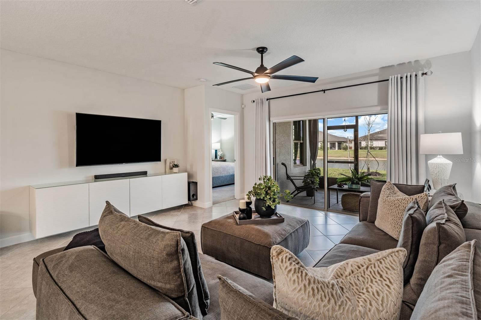 10191 ECHO DOCK LOOP