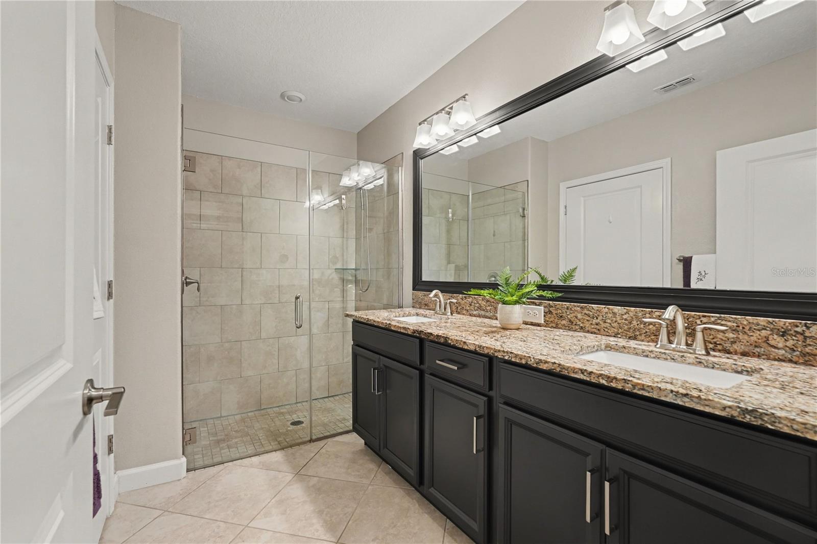 10231 ECHO DOCK LOOP