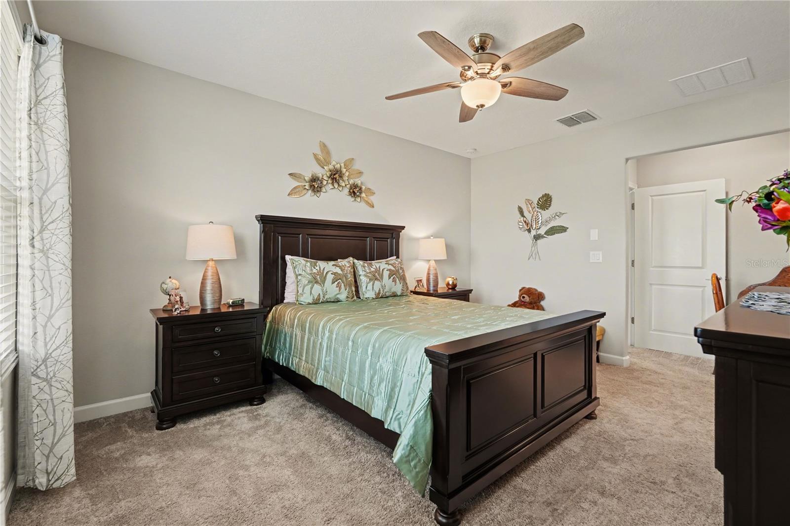 10231 ECHO DOCK LOOP