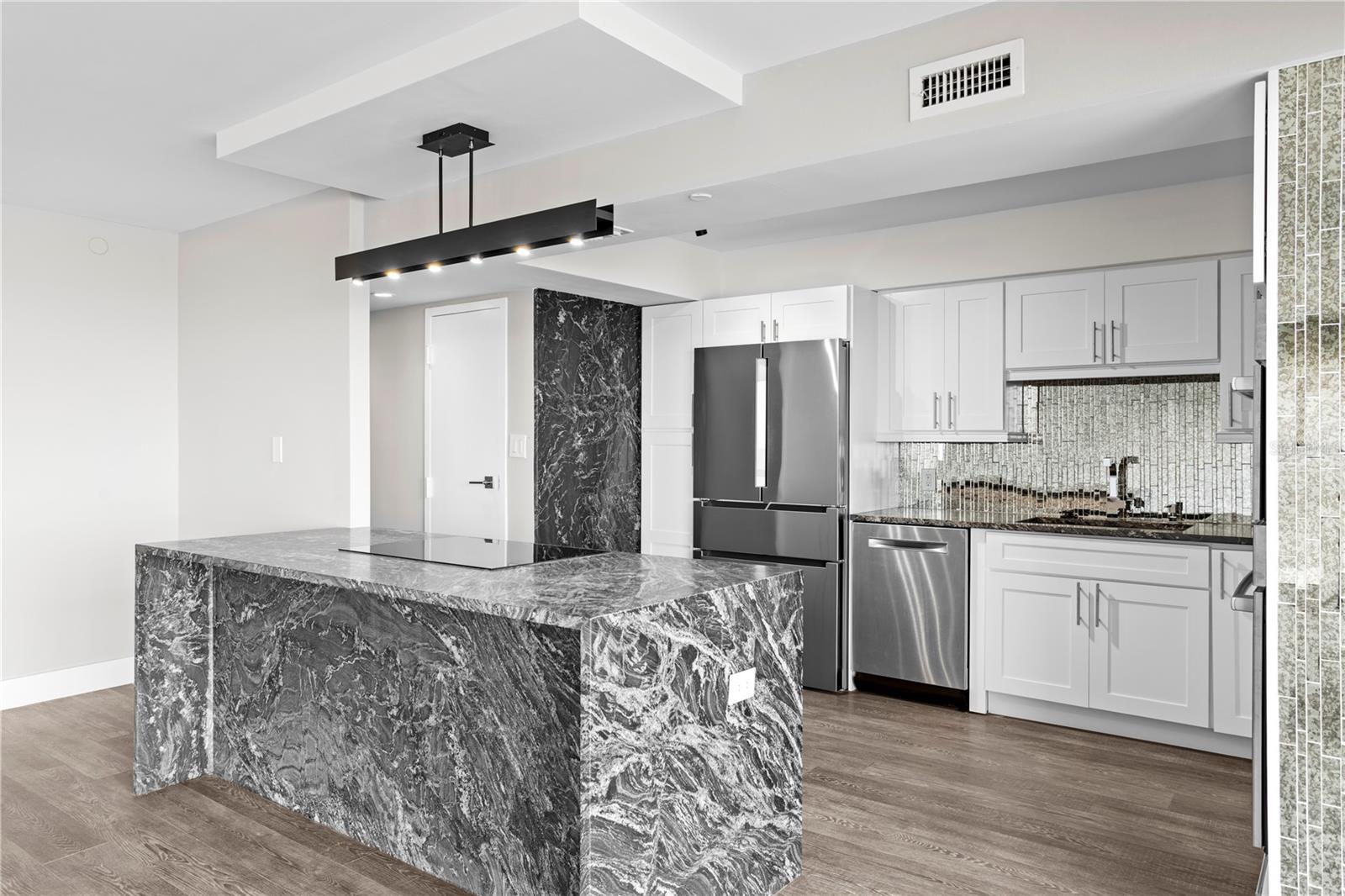 3301 BAYSHORE BLVD #806C