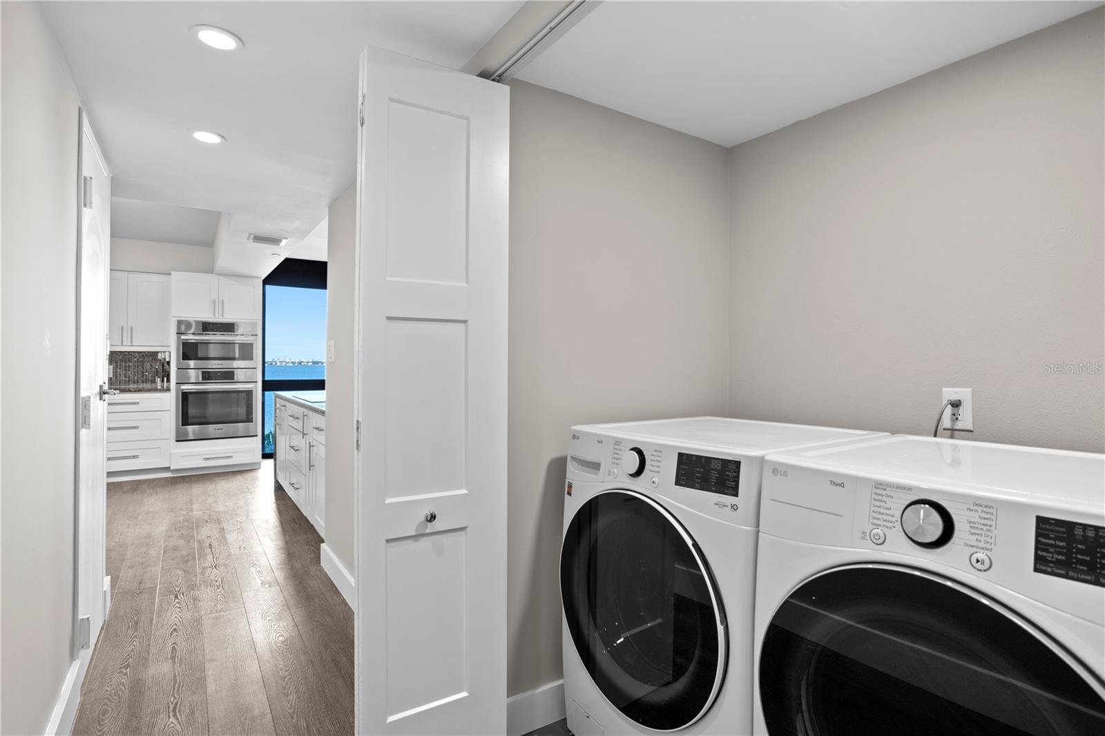 3301 BAYSHORE BLVD #806C