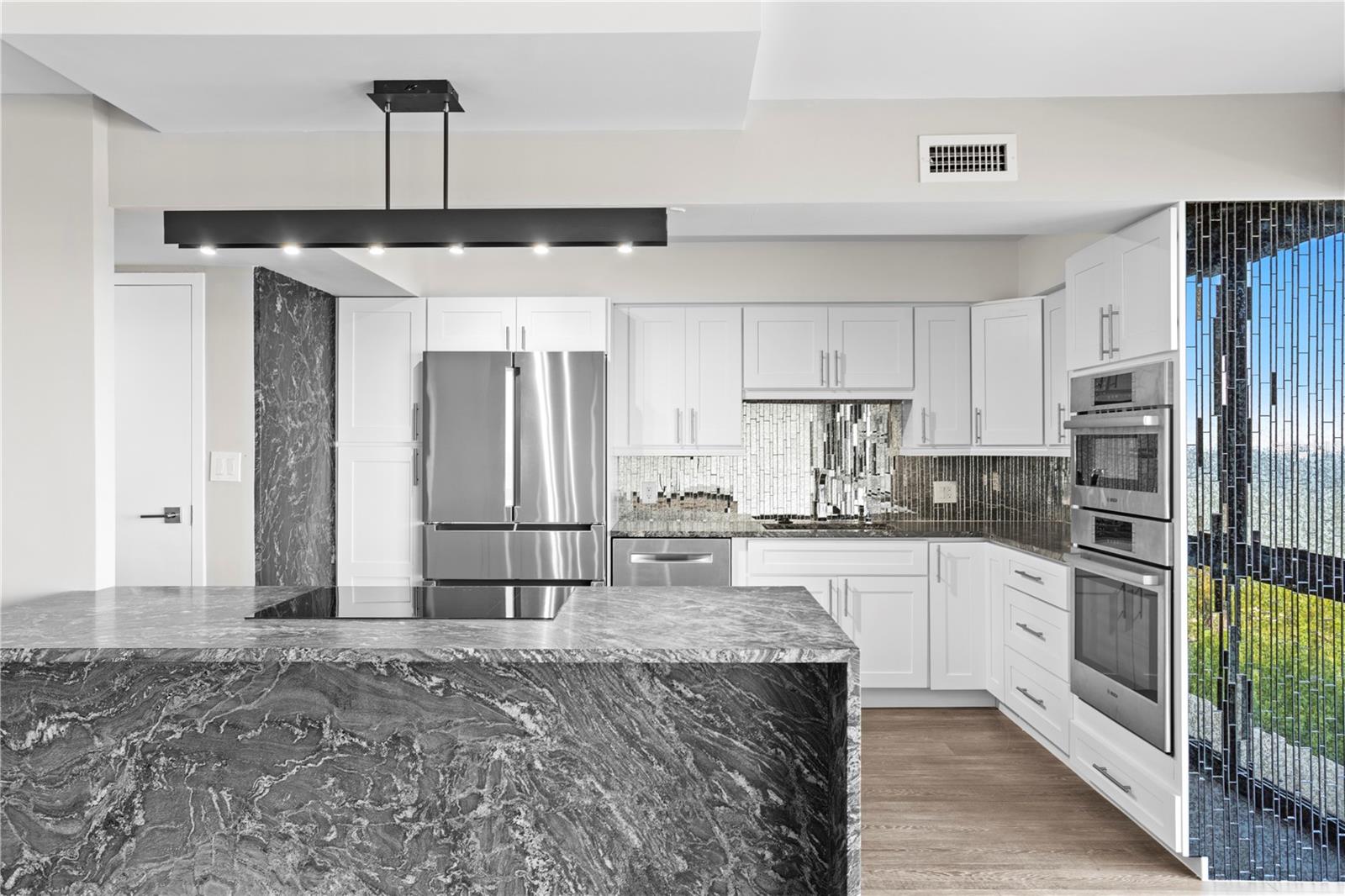 3301 BAYSHORE BLVD #806C