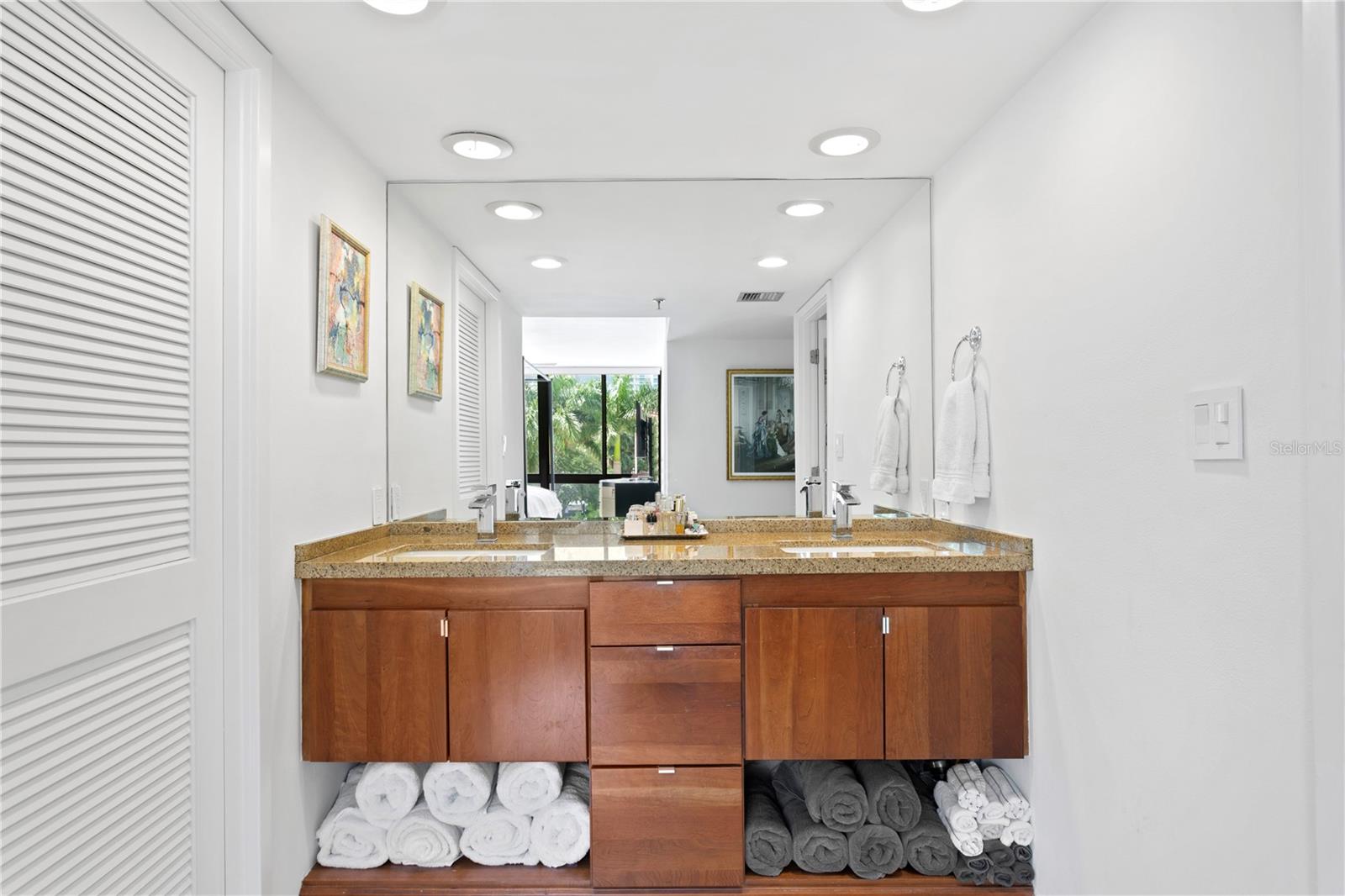 3301 BAYSHORE BLVD #408B