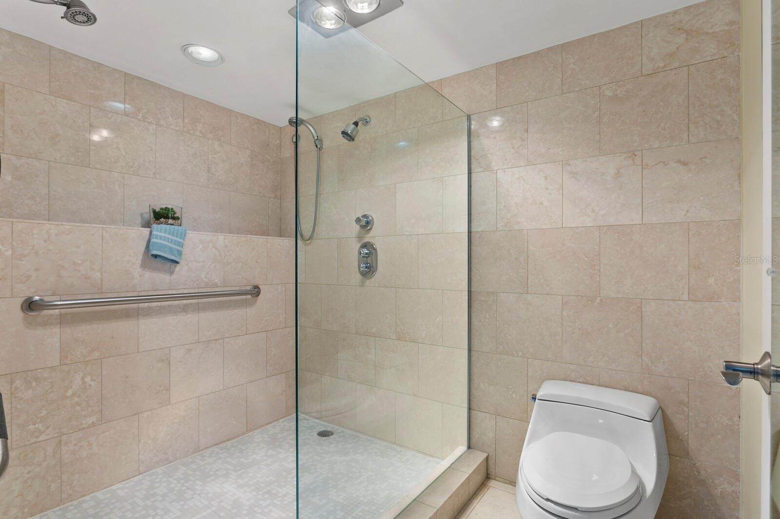 3301 BAYSHORE BLVD #408B