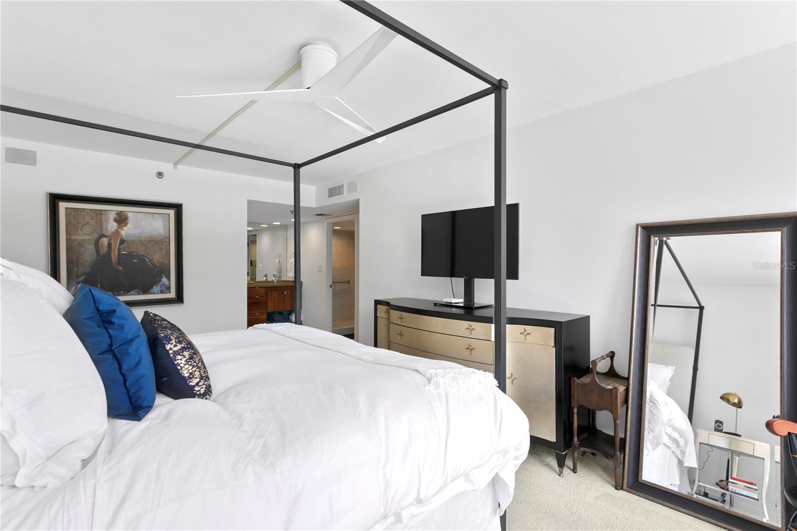 3301 BAYSHORE BLVD #408B