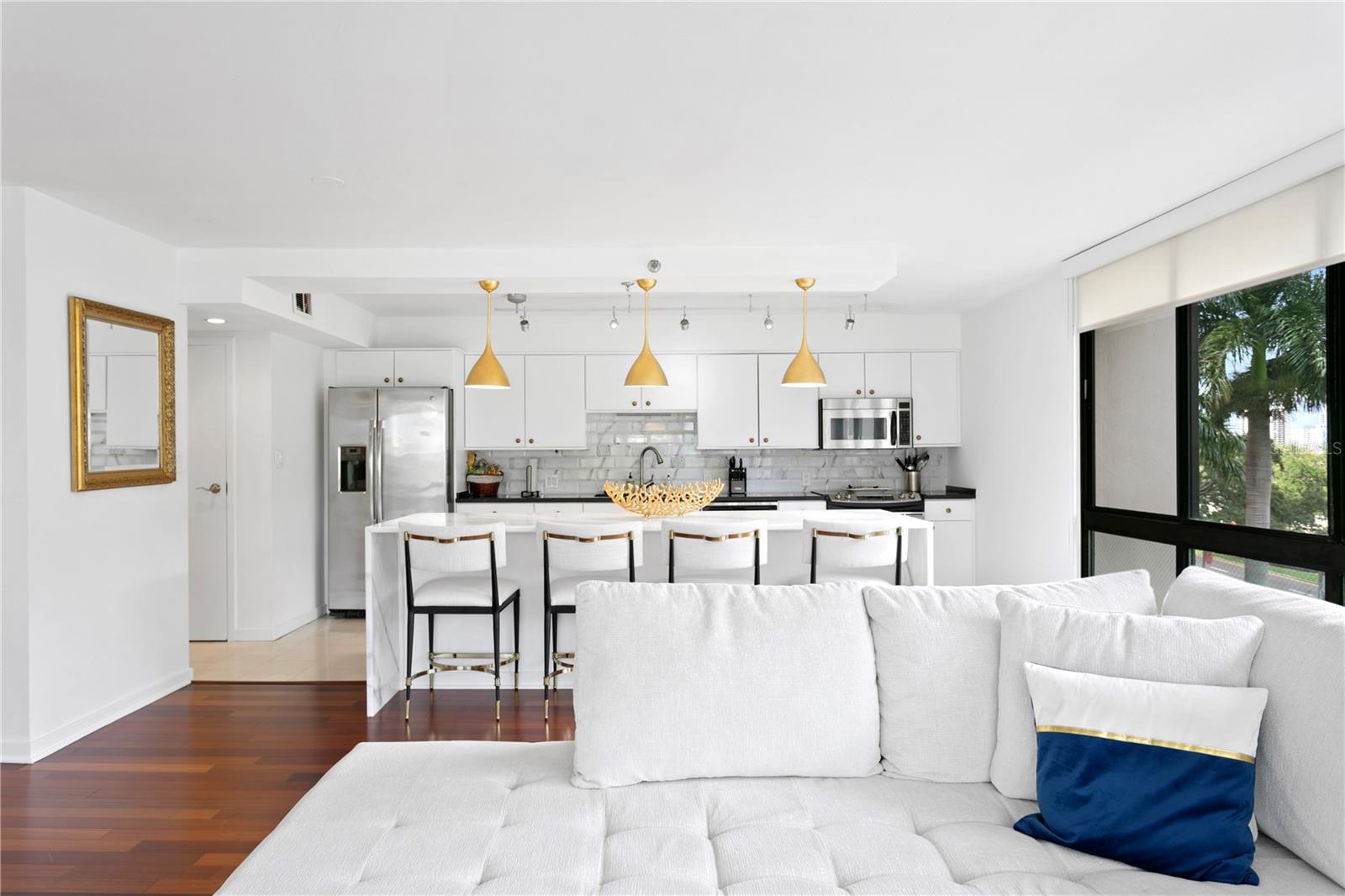 3301 BAYSHORE BLVD #408B