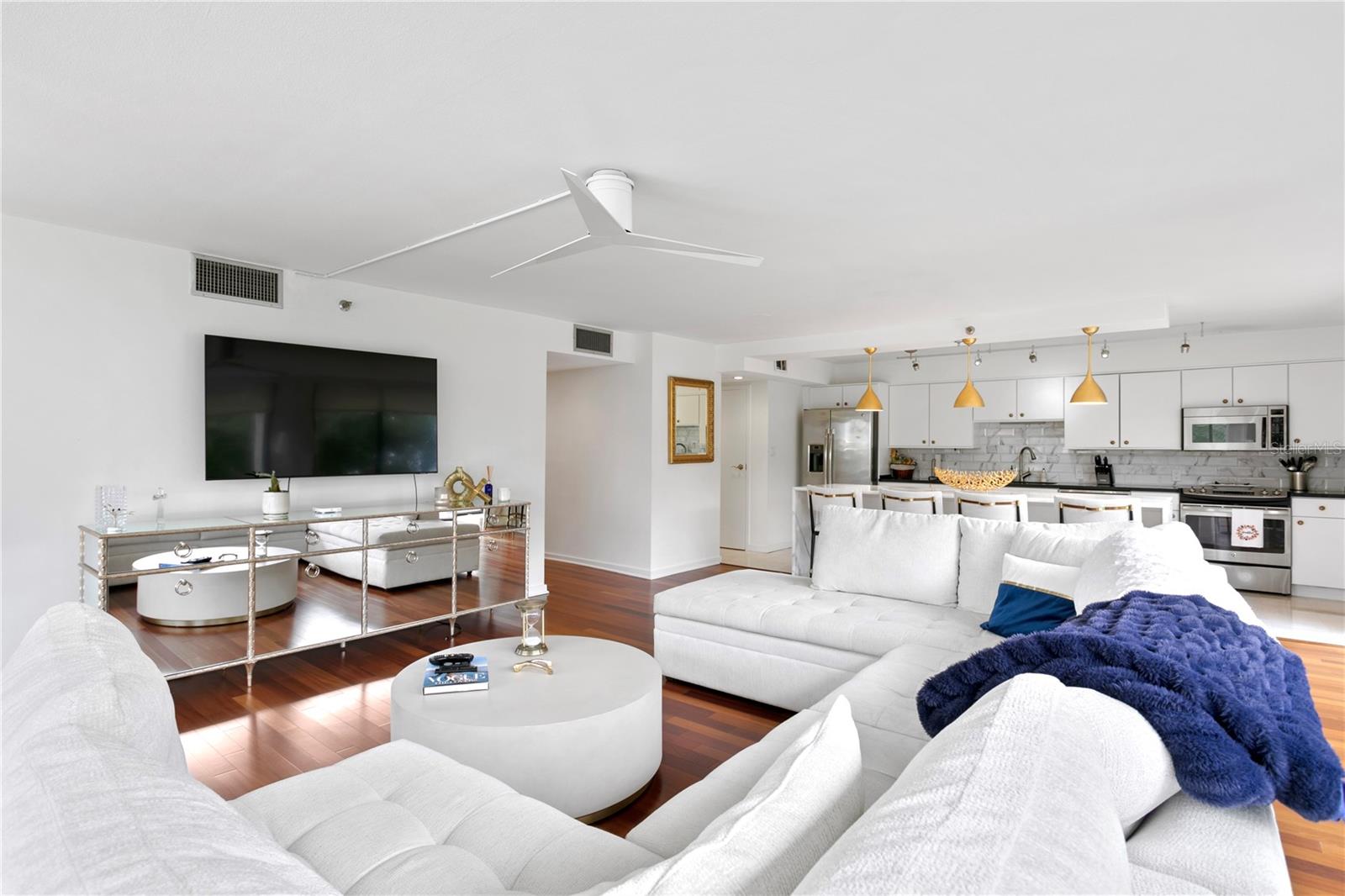 3301 BAYSHORE BLVD #408B