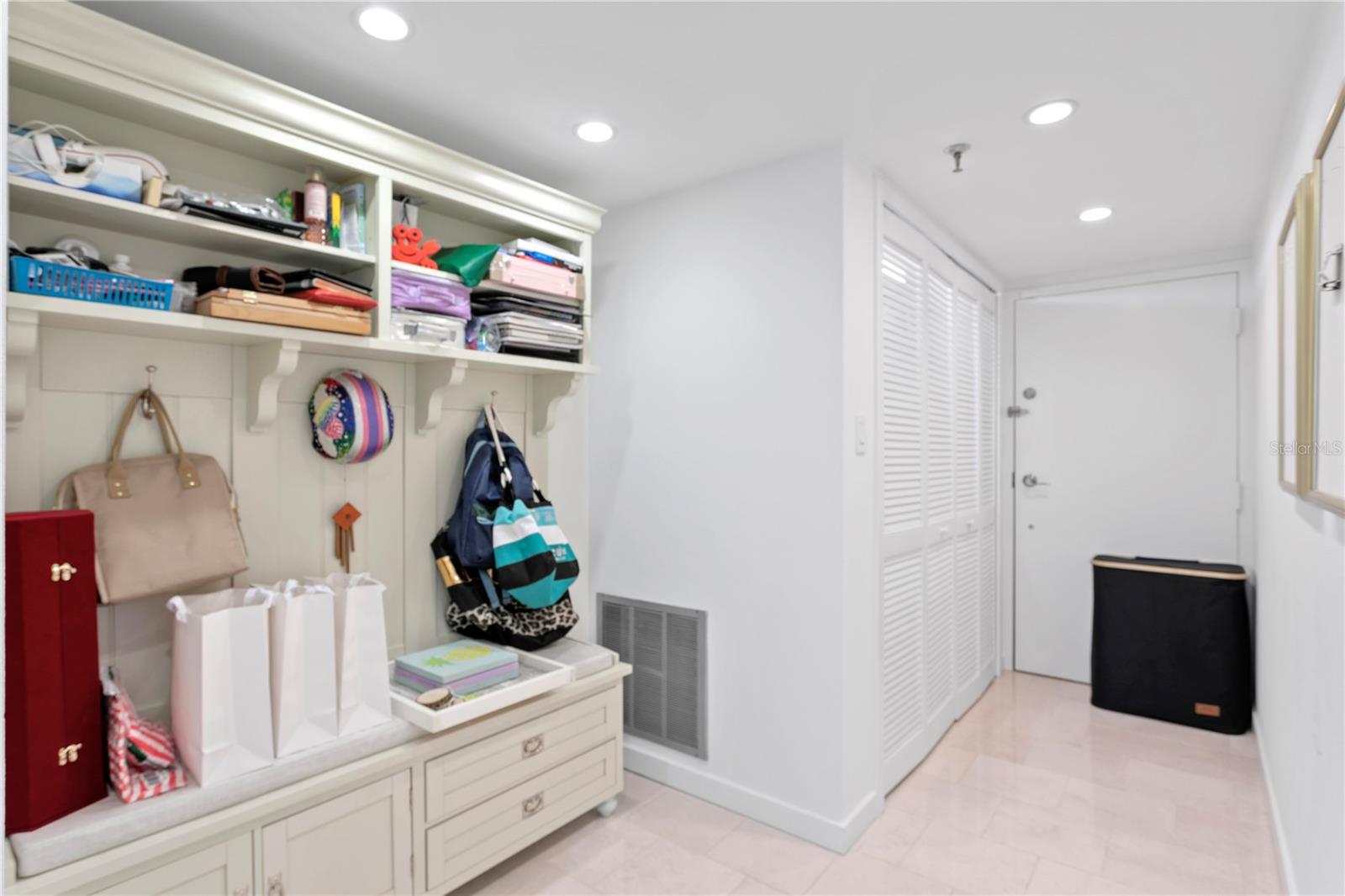 3301 BAYSHORE BLVD #408B