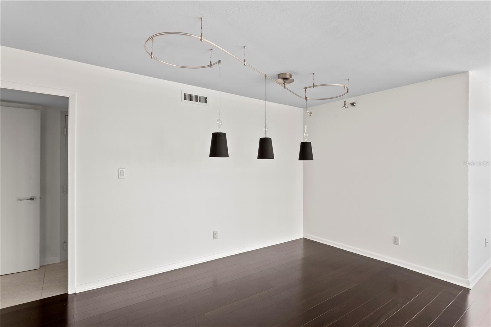 3301 BAYSHORE BLVD #810A