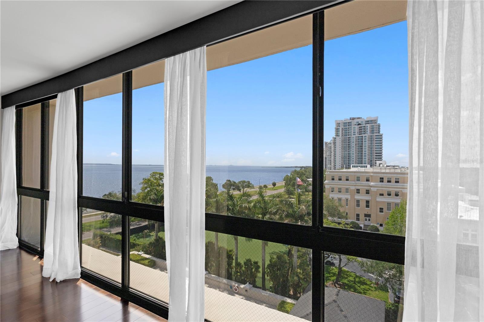 3301 BAYSHORE BLVD #810A