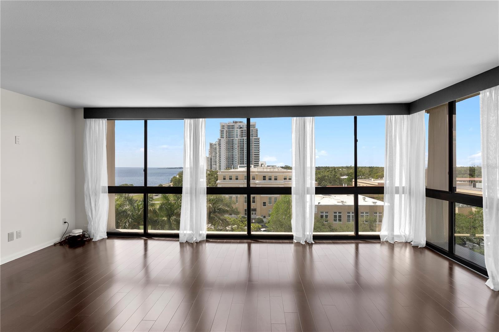 3301 BAYSHORE BLVD #810A