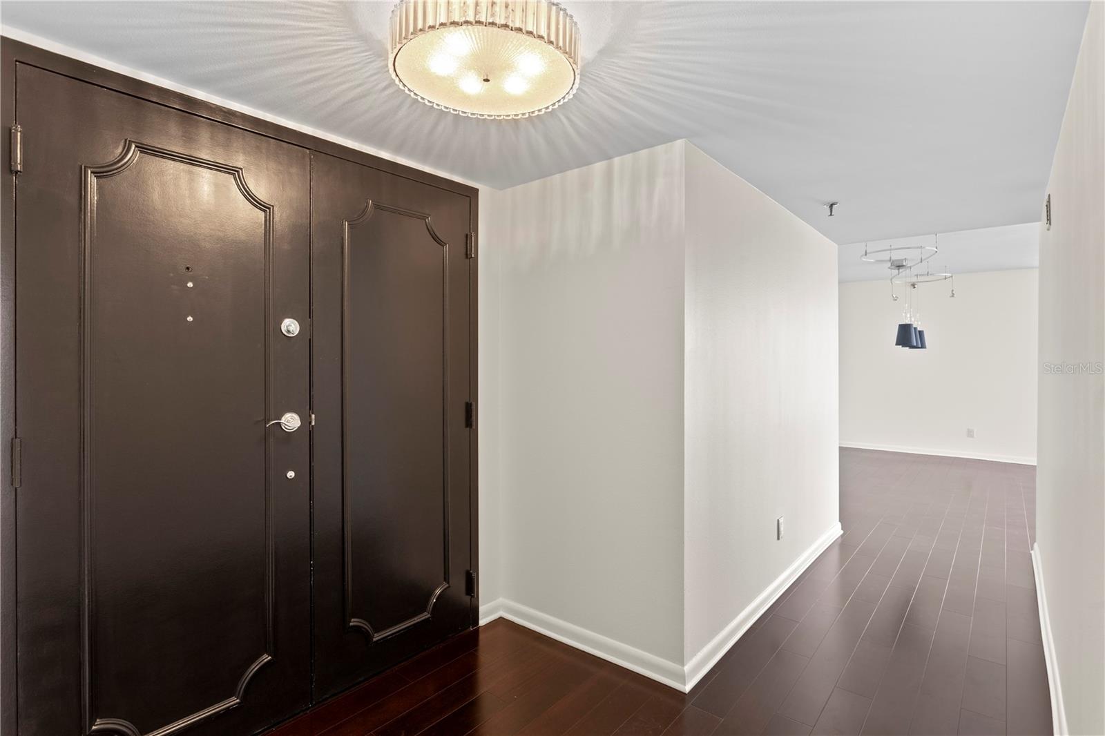 3301 BAYSHORE BLVD #810A