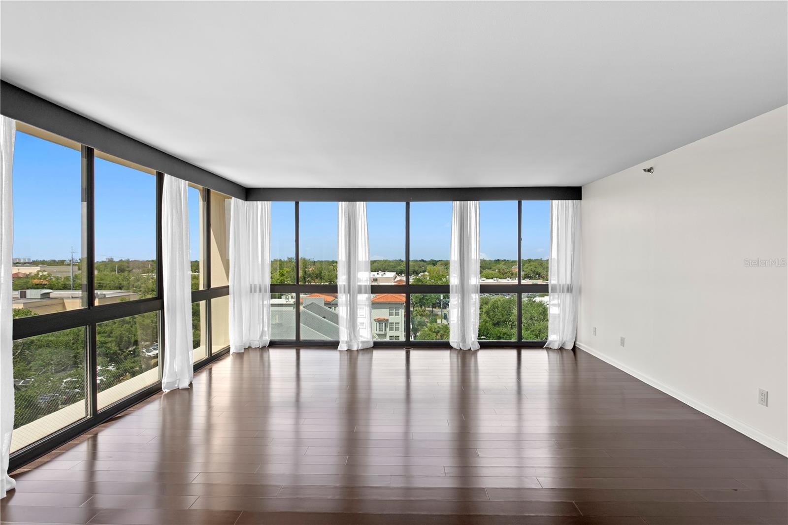 3301 BAYSHORE BLVD #810A