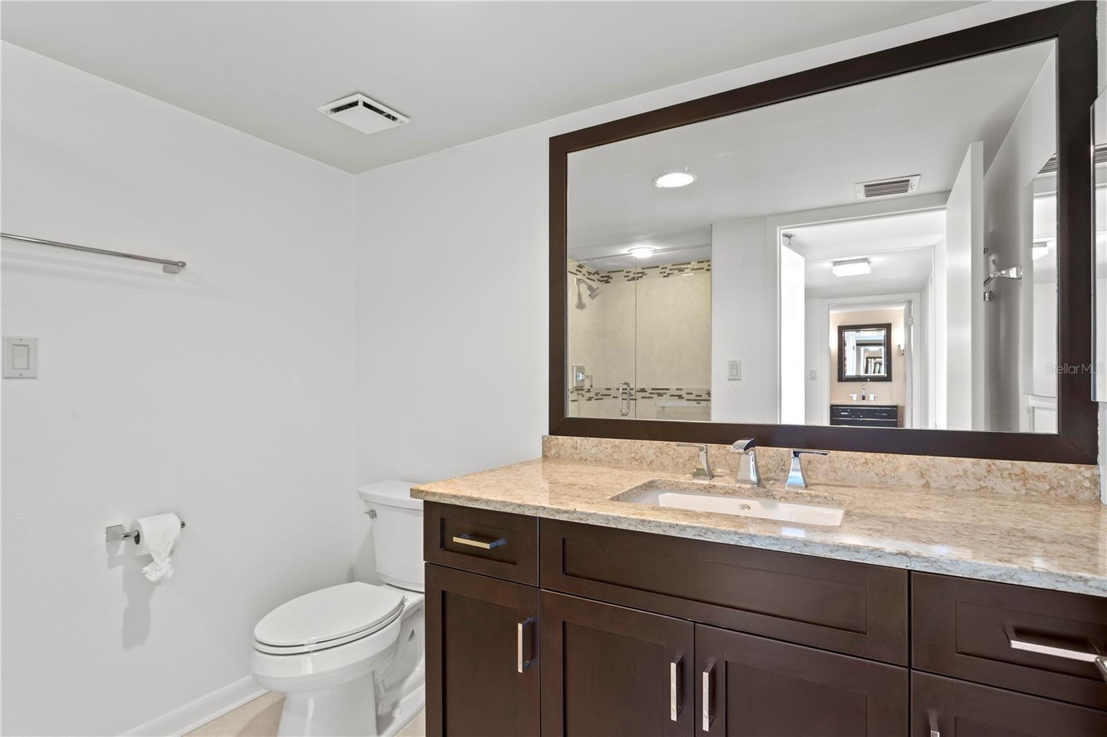 3301 BAYSHORE BLVD #810A